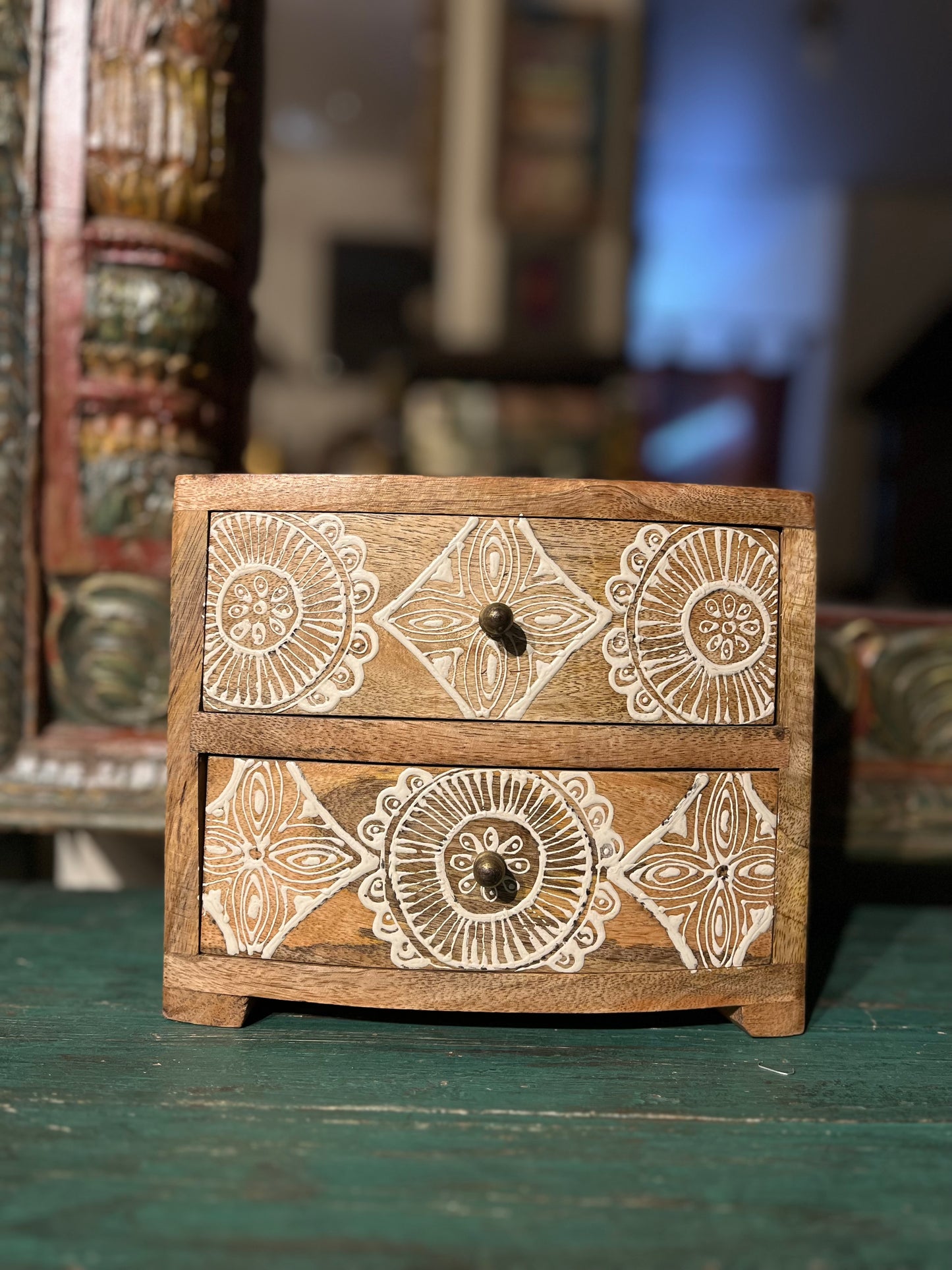 Ivory Colour Chest Of 2 Drawer