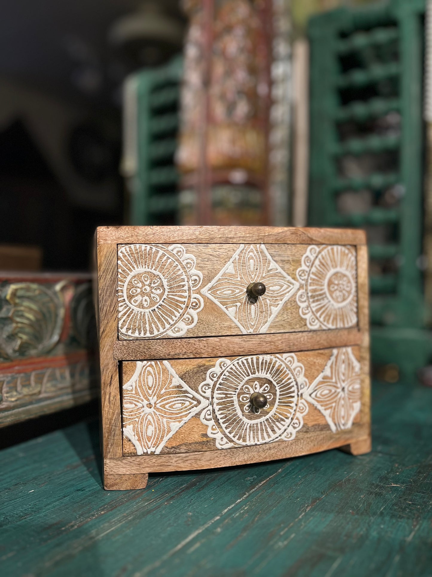Ivory Colour Chest Of 2 Drawer