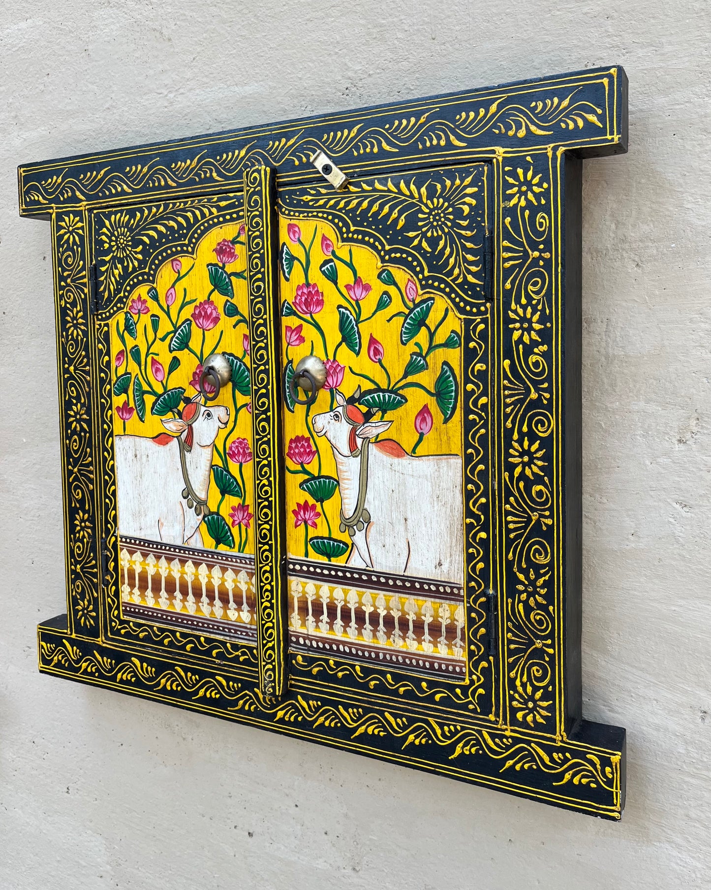 Wooden Painted Jhrokha In Pichwai Art
