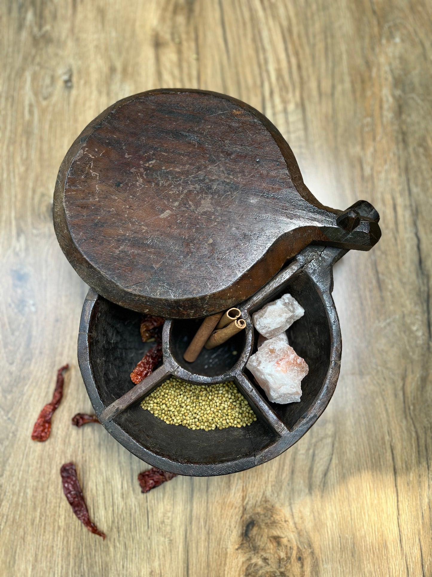 Vintage Traditional Round Spice Masala Box