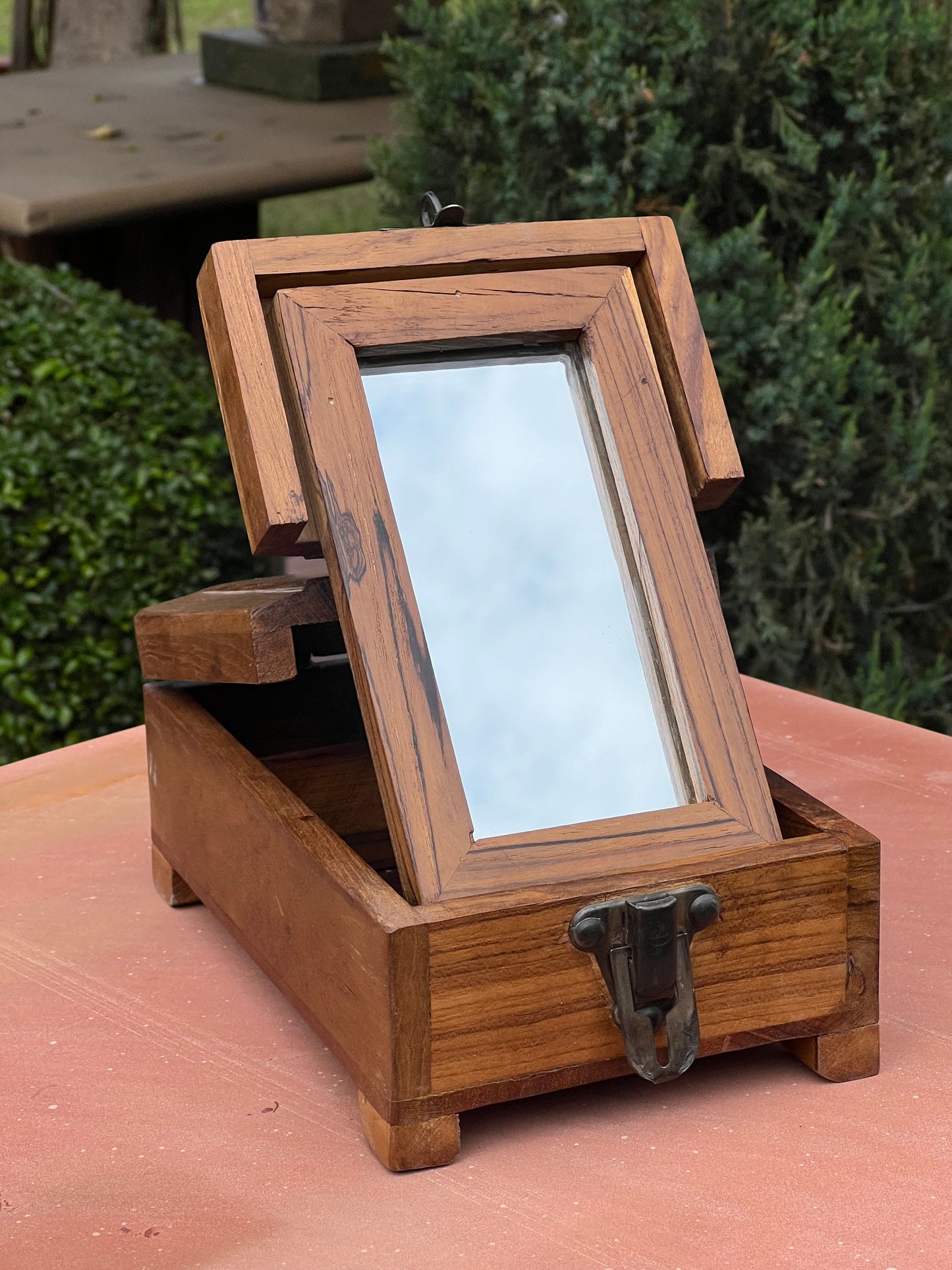Wood Barbar Box
