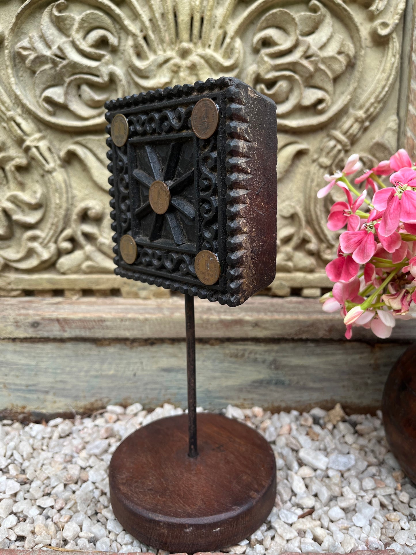 Old Block Print Stand