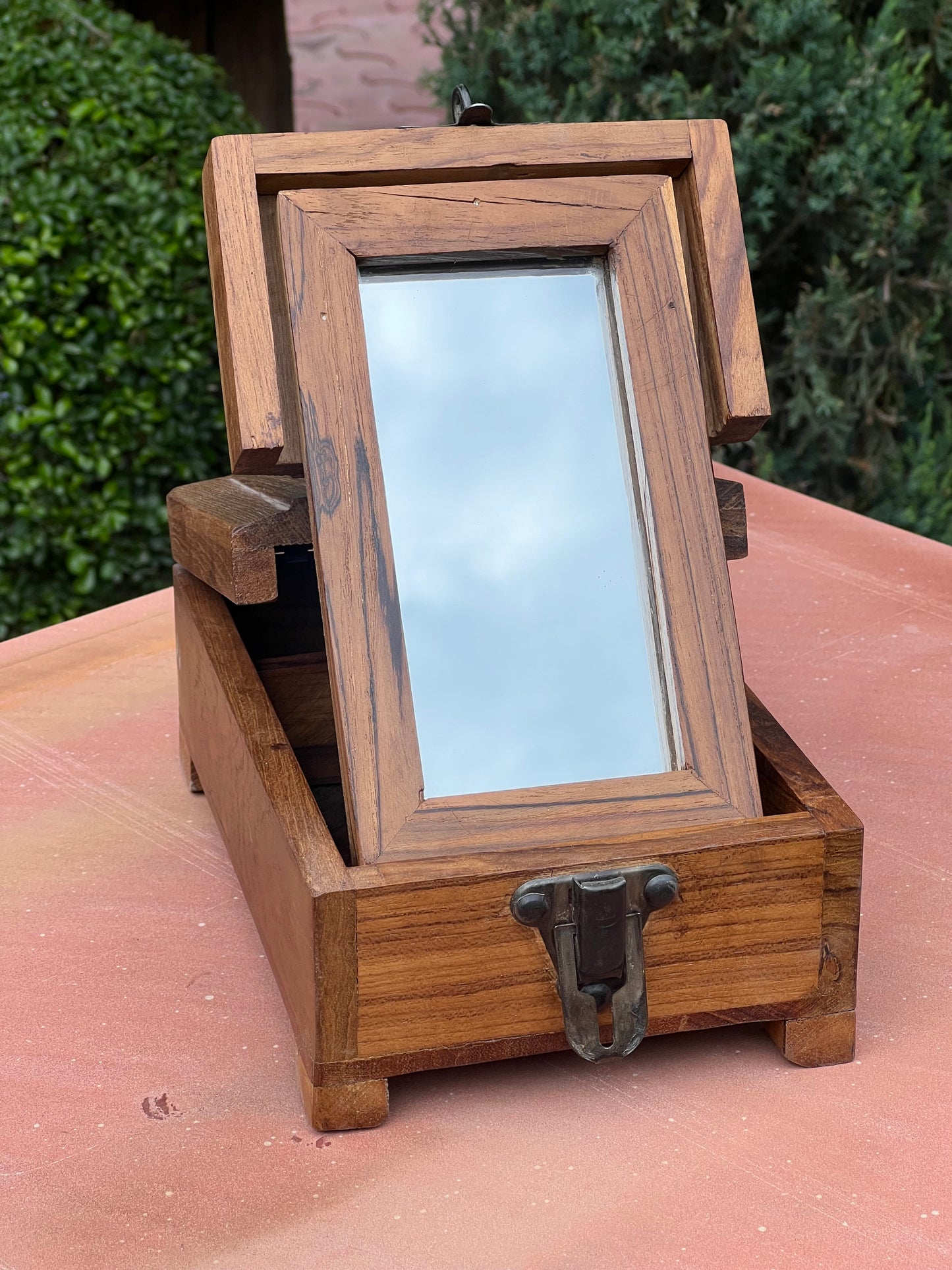 Wood Barbar Box