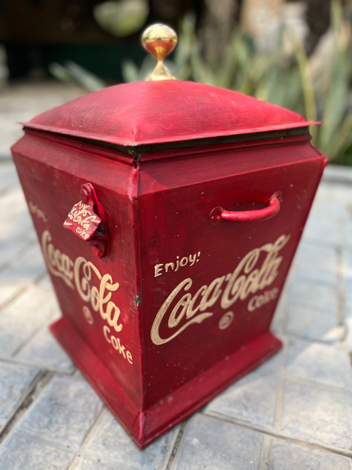Vintage Style Coco Cola Box
