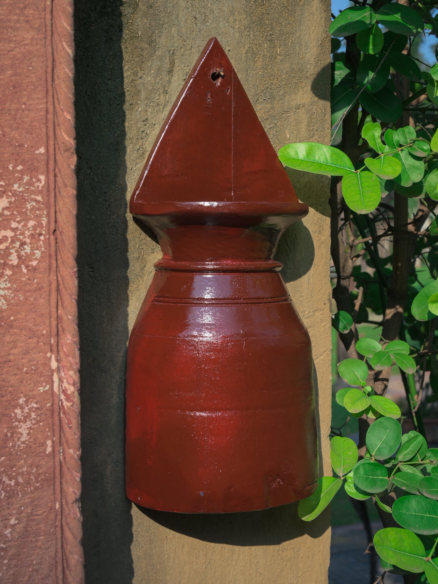 Wood Half Wall Painted Pot