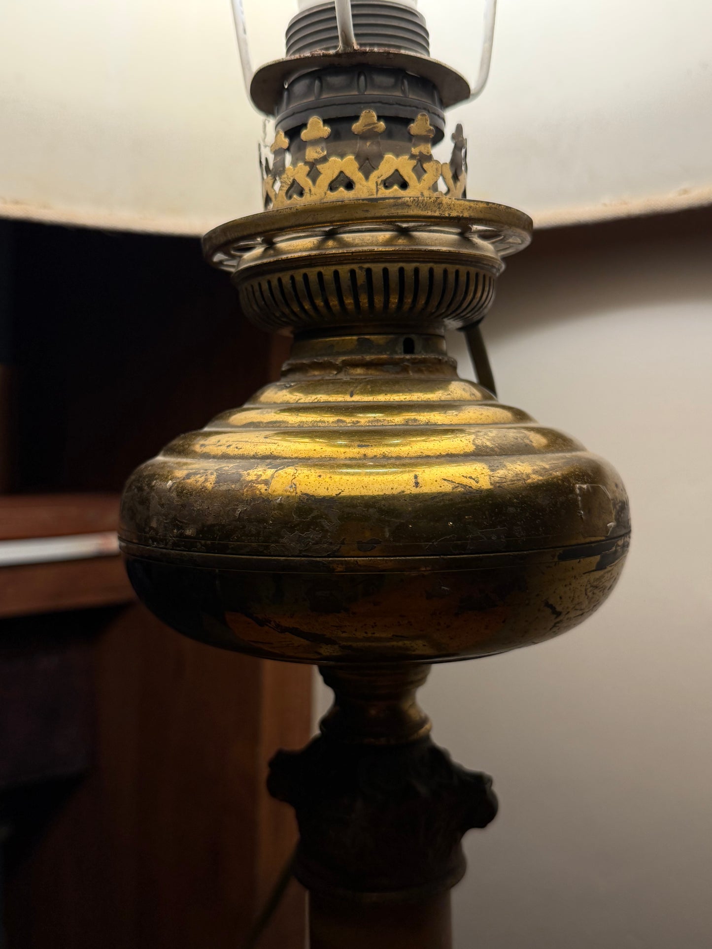 Vintage Victorian Lamp