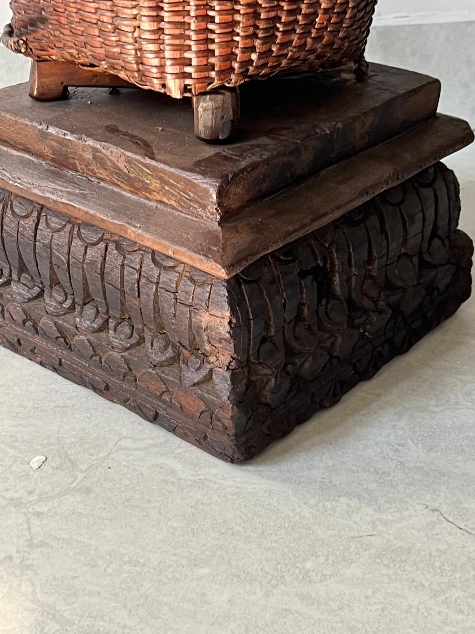 Vintage Wood Base Tea Basket Lamp