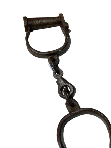 Iron Old Hand Cuff