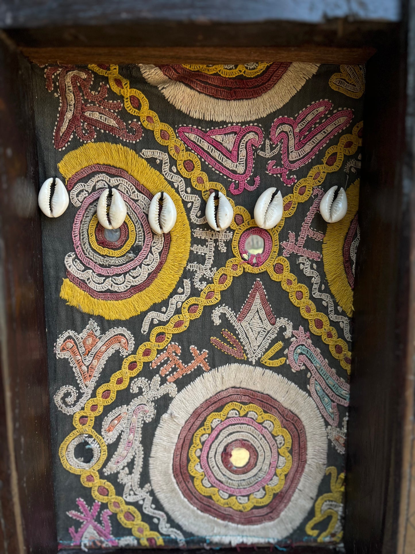 Vintage Wall Decor Patch Frame