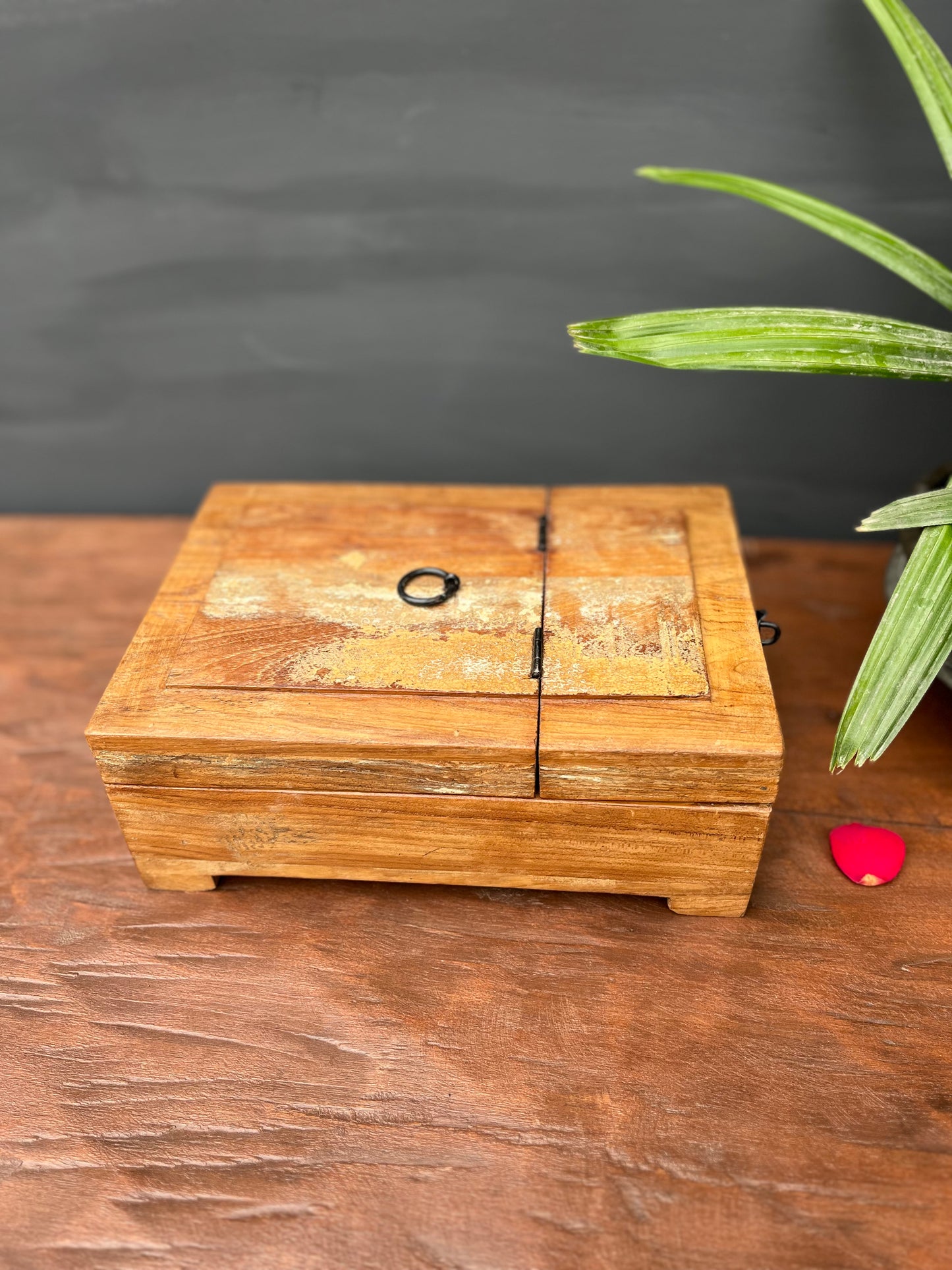 Wooden Barber Box