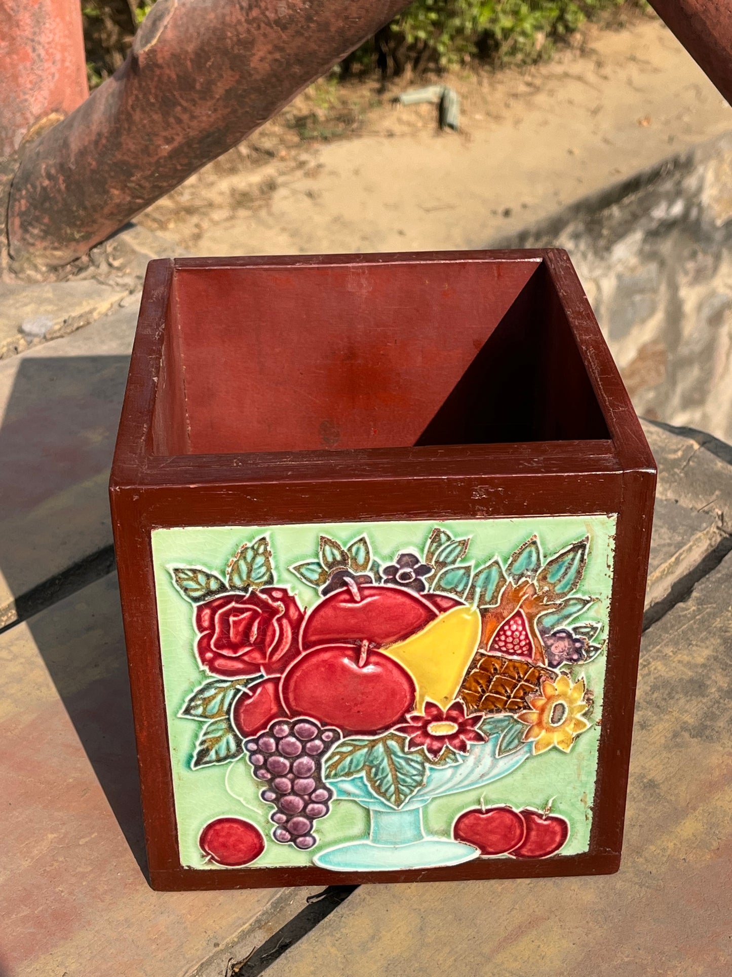 Wood Old Tile Planter
