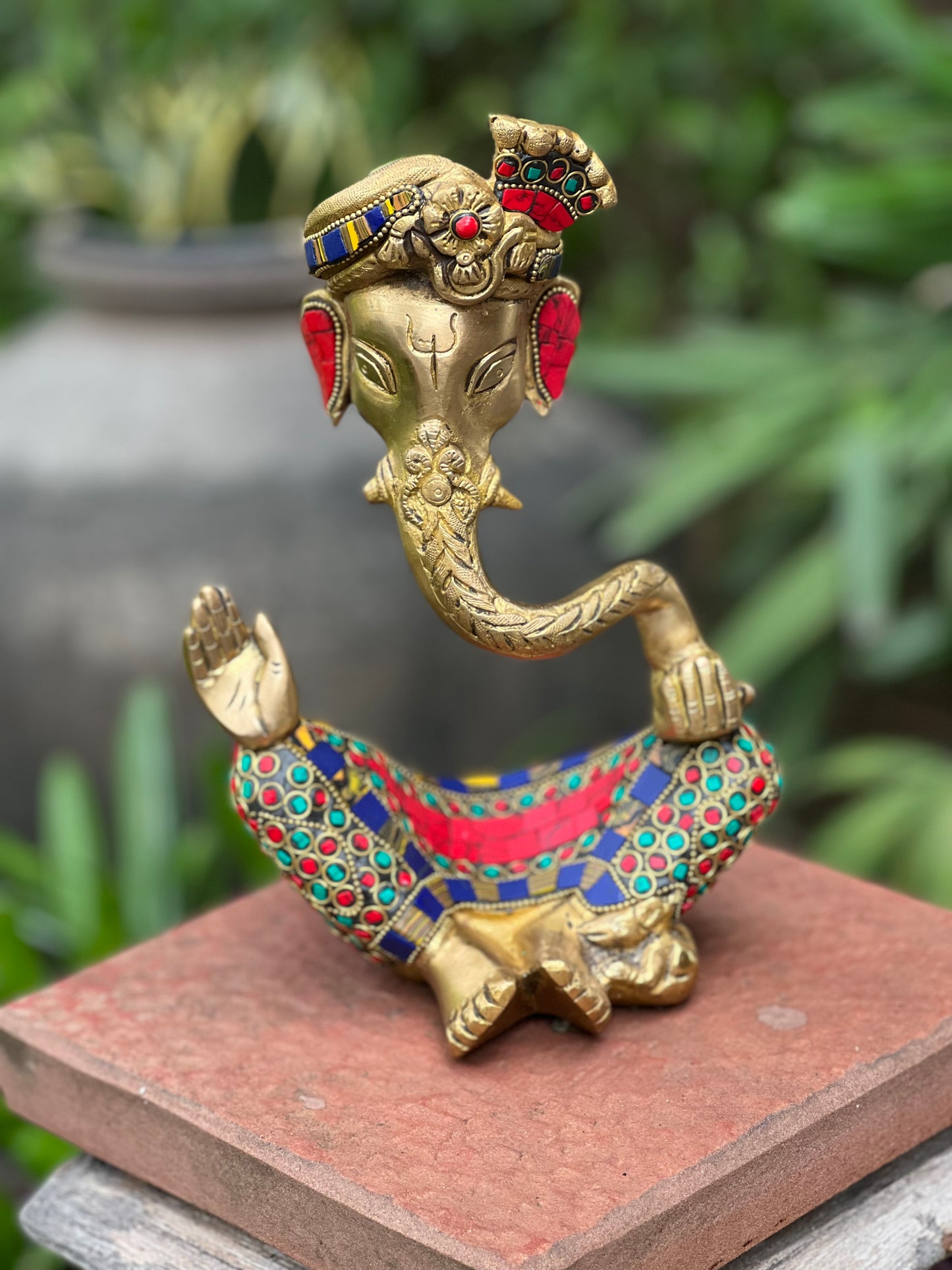 Brass Pagadi Ganesha with Stone