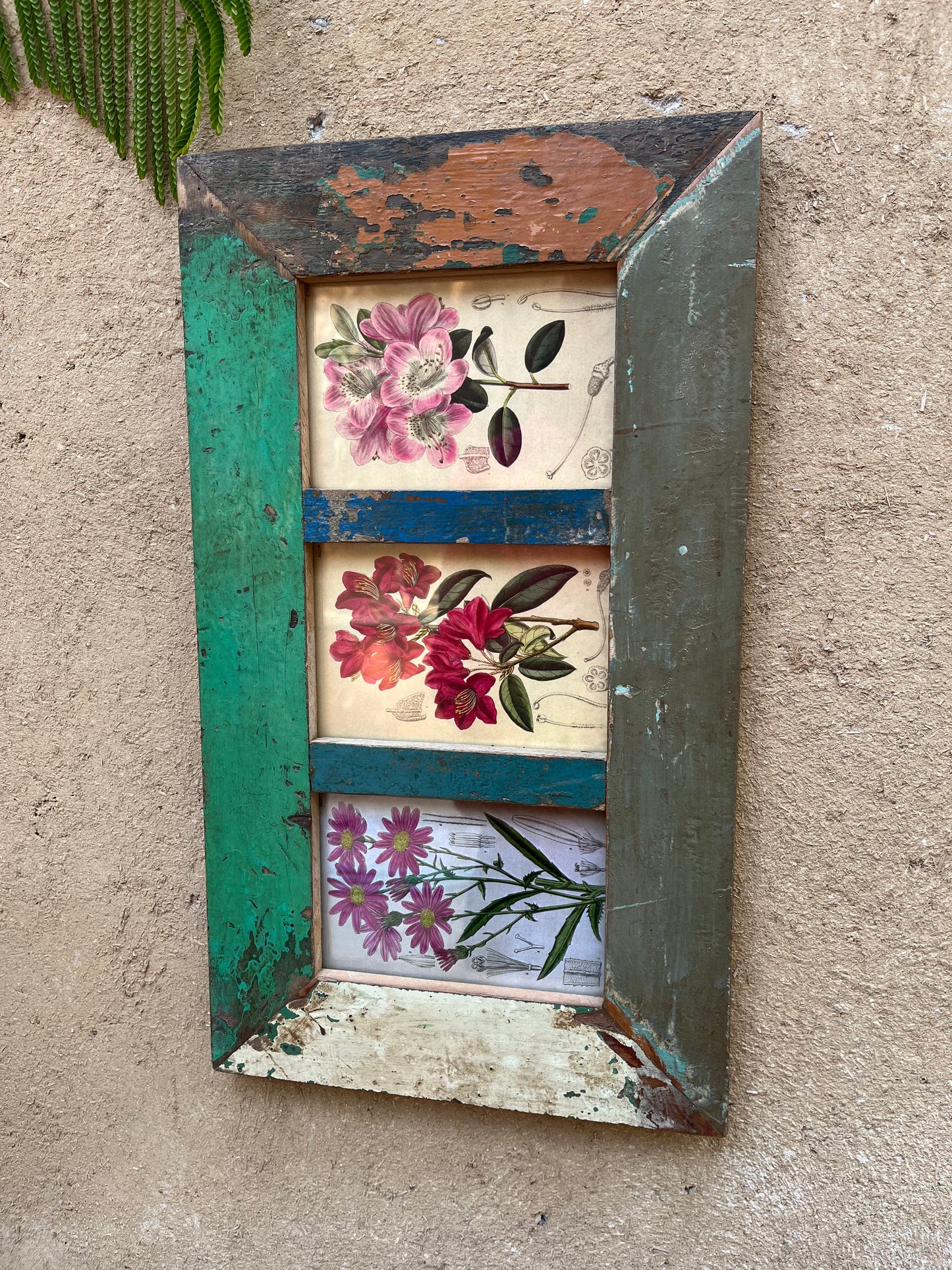 Wall Rustic Photo Frame in Wood