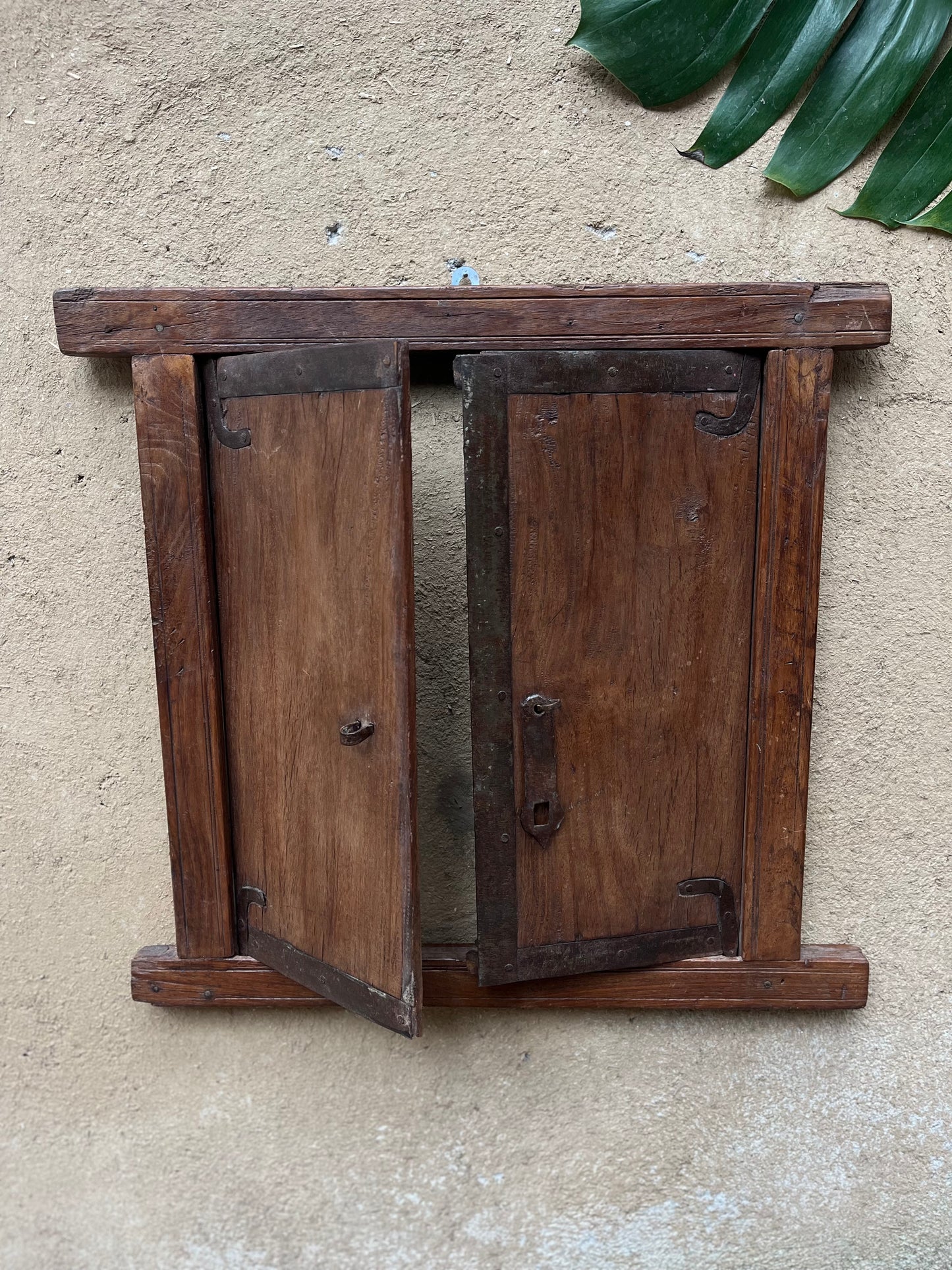 Wall Decor Window Jhrokha