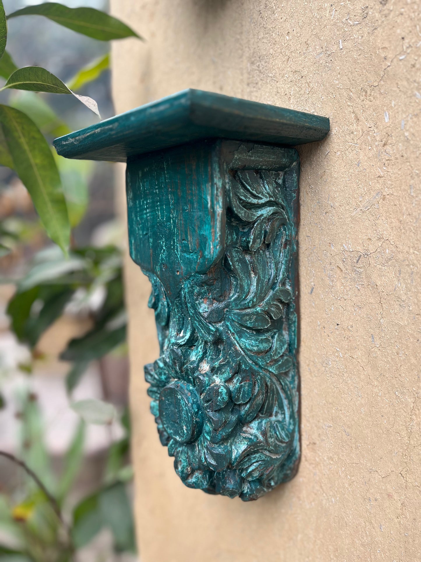 Wooden Vintage Wall Green Bracket