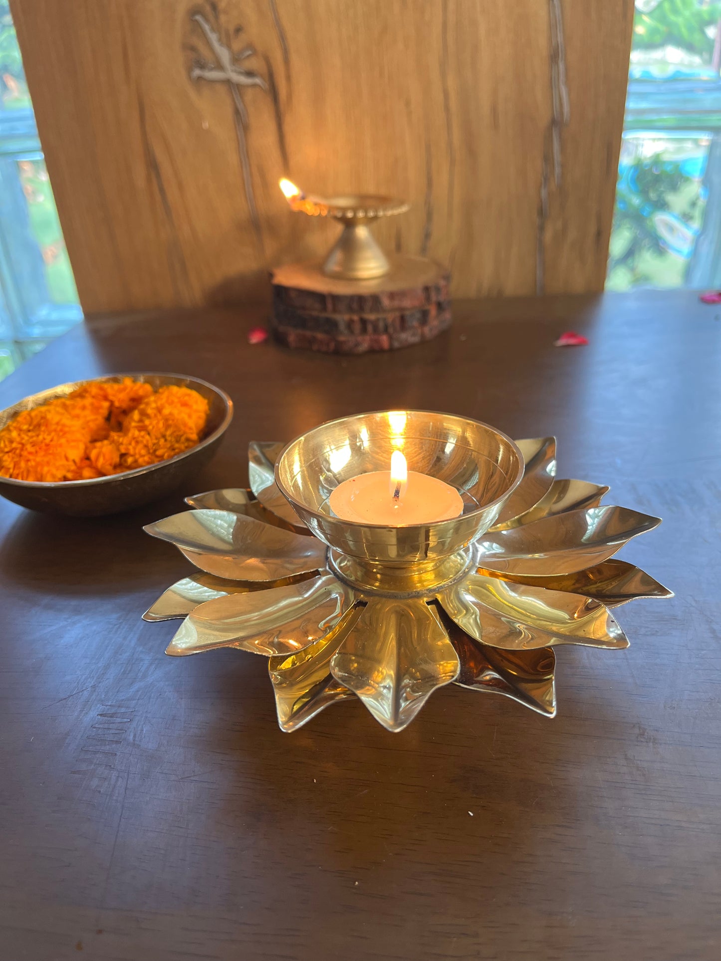 Lotus Gold Brass Table Diya