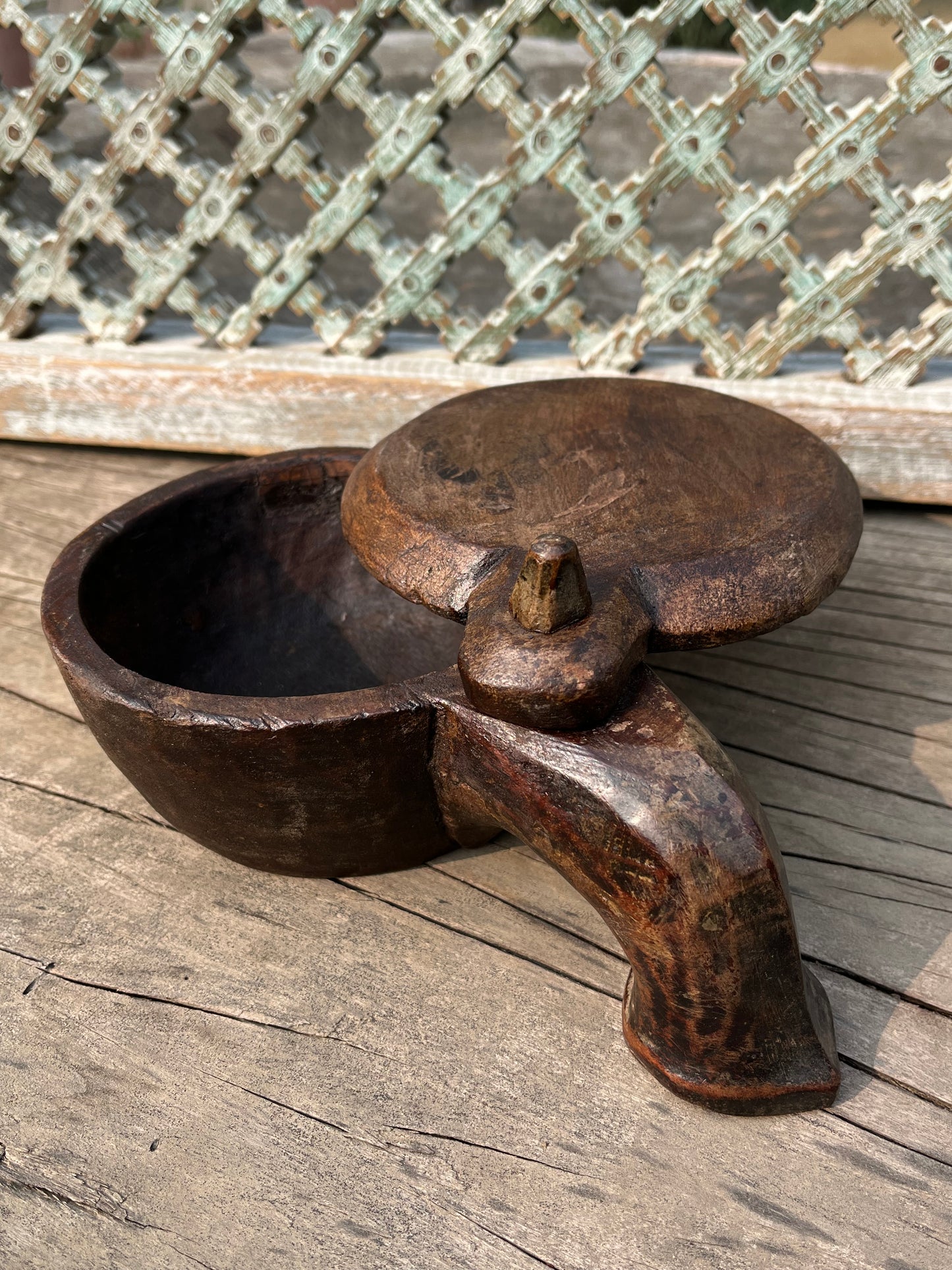 Wooden Round Handle Spice Box