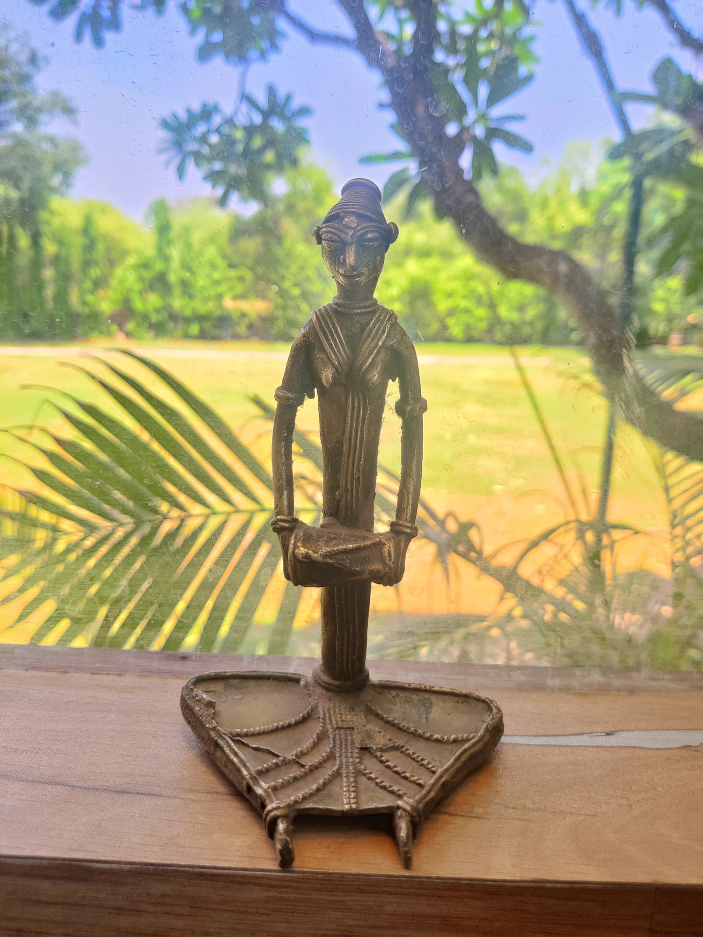 Tribal musicians figure