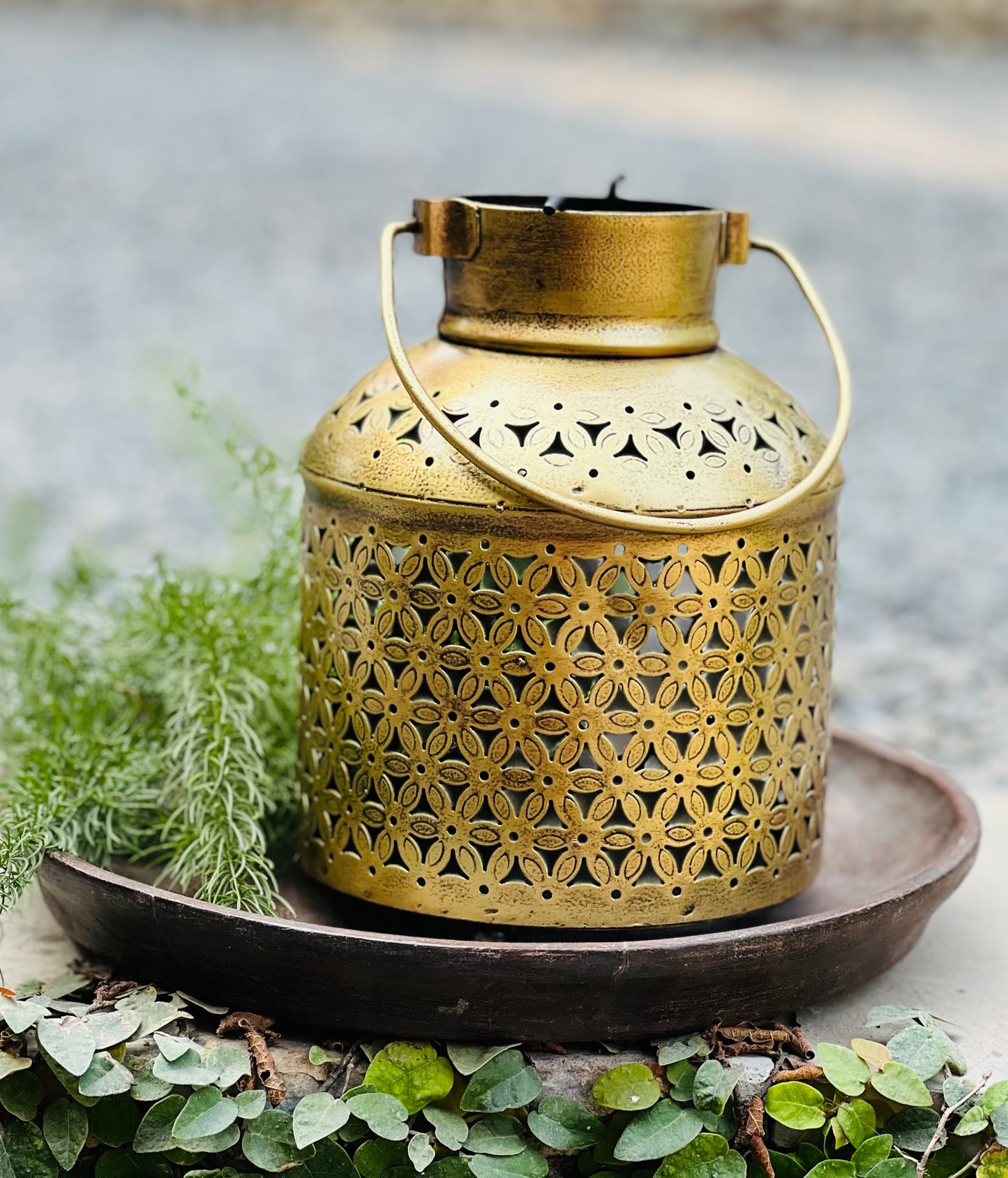 Metal Jali Candle Holder