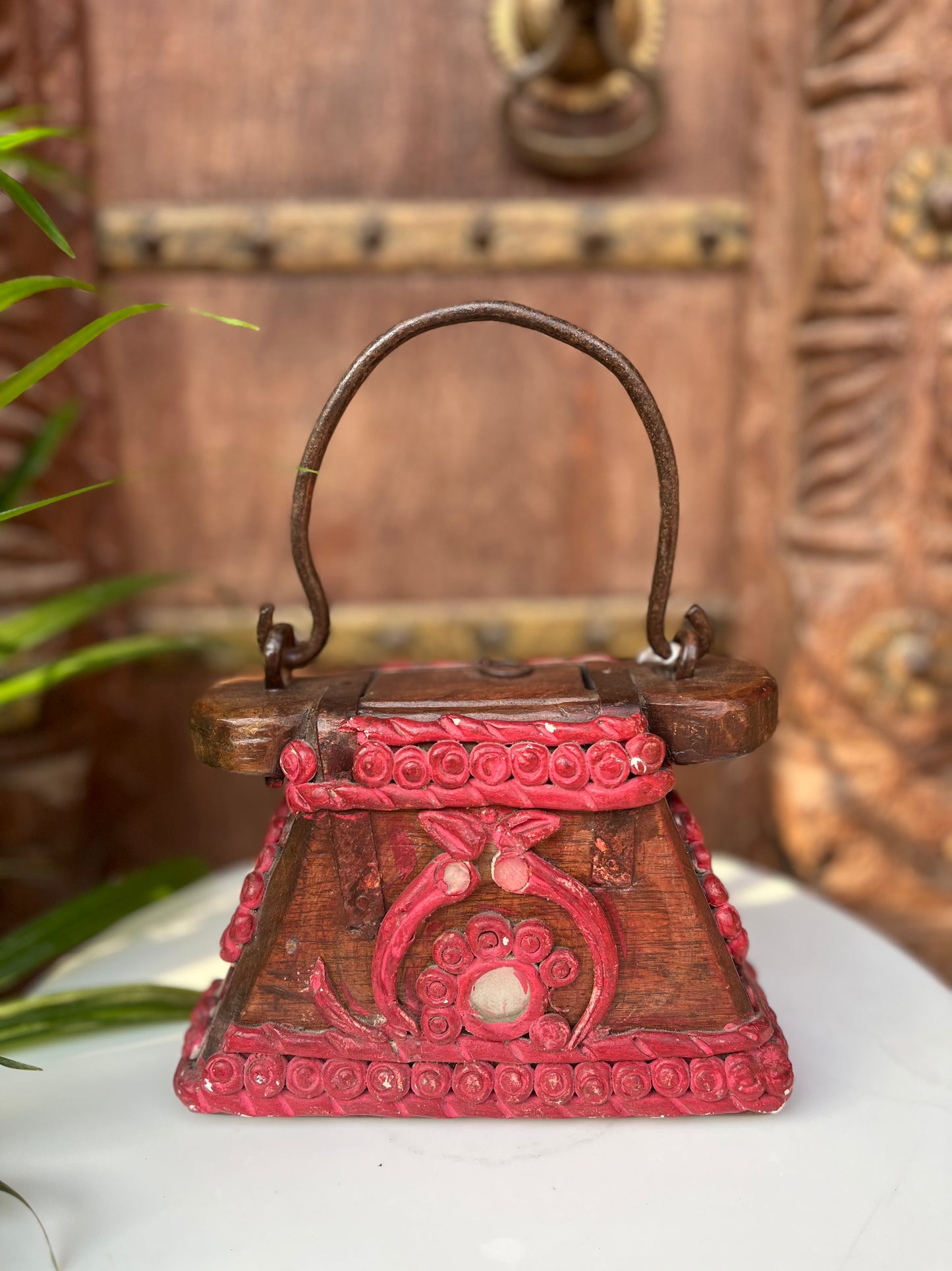 Vintage Wood Oil Pot Teliya