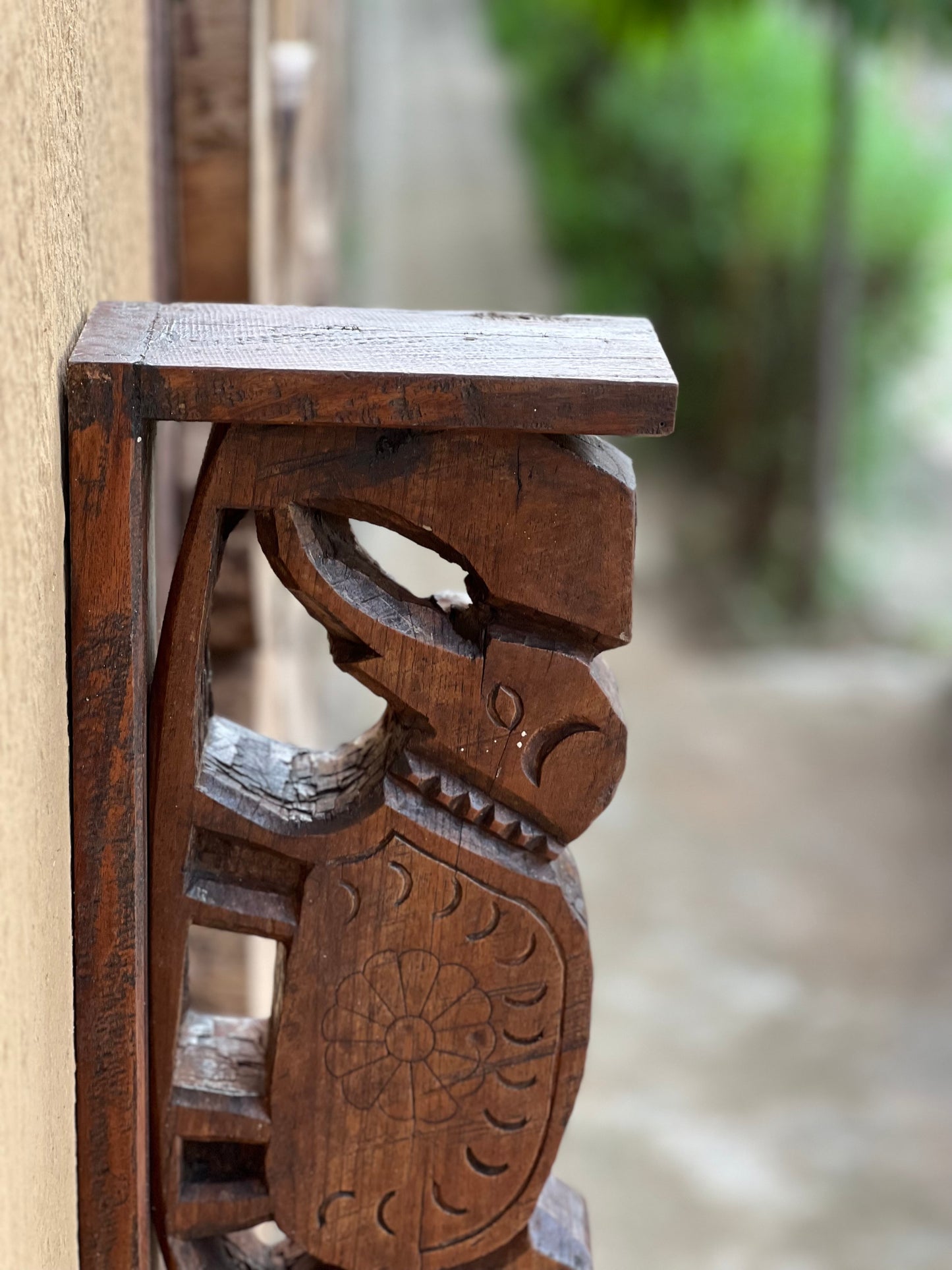Old Elephant Handcarved Bracket