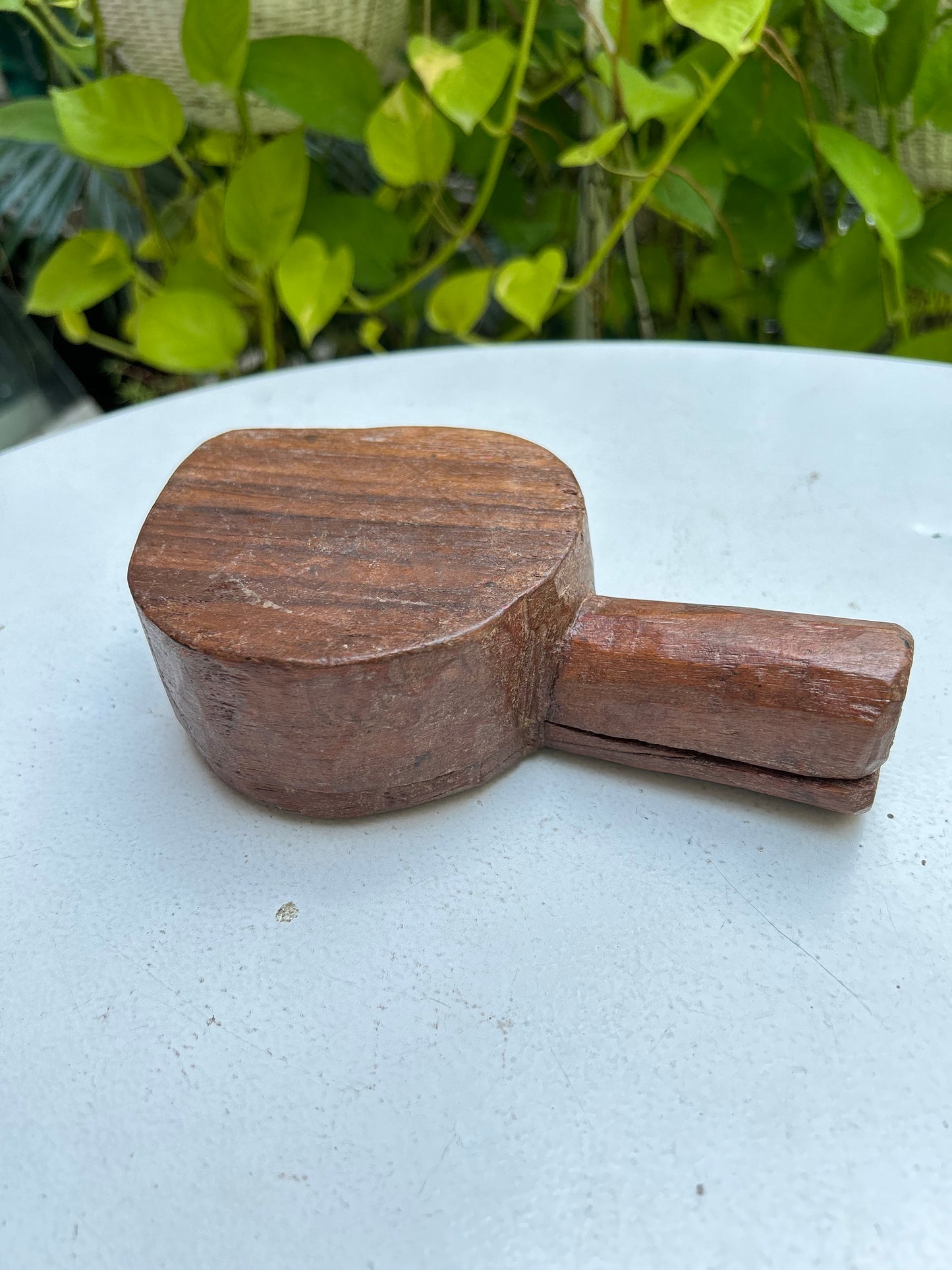 Vintage Tika Colour Box