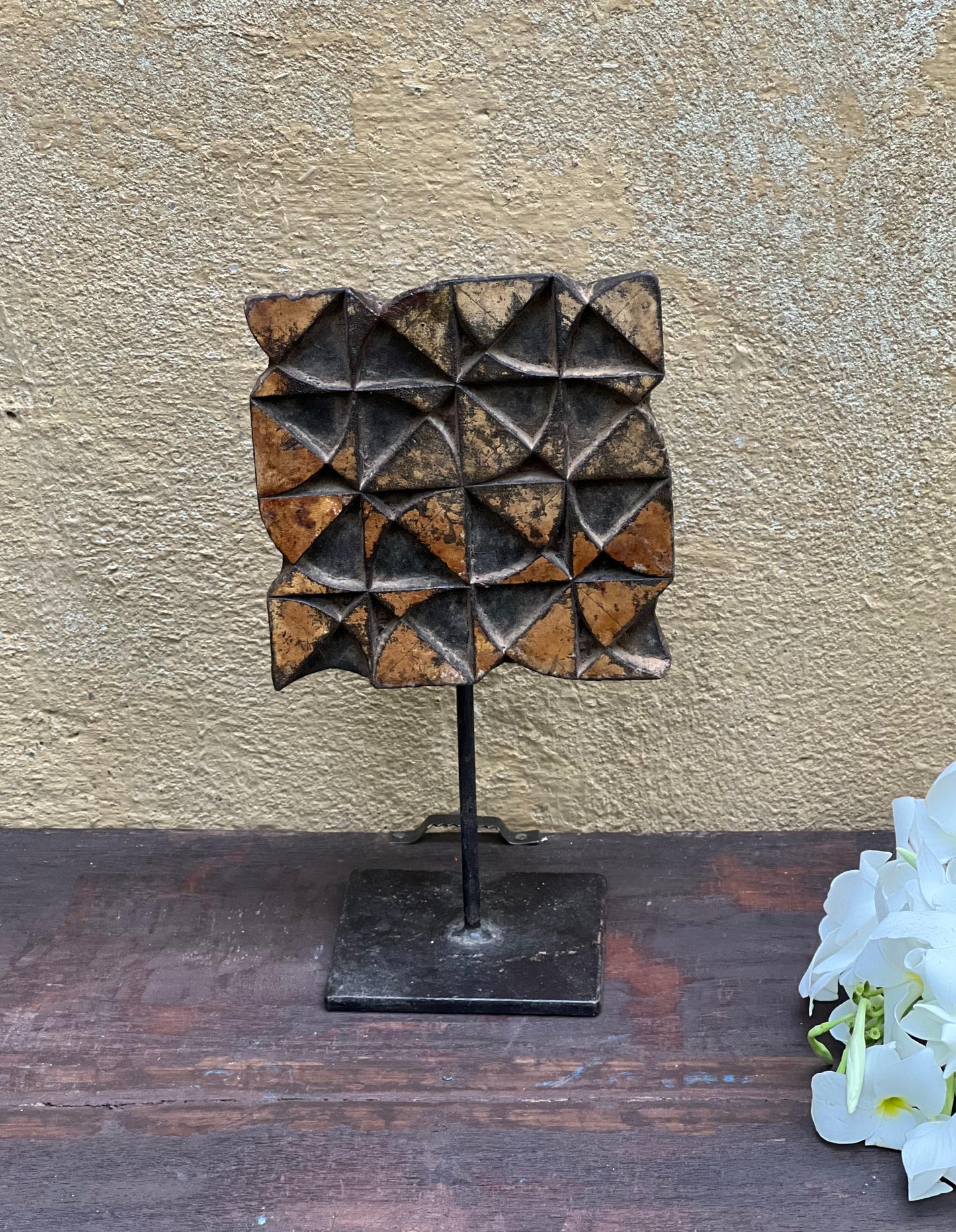 Block Print Stand ￼