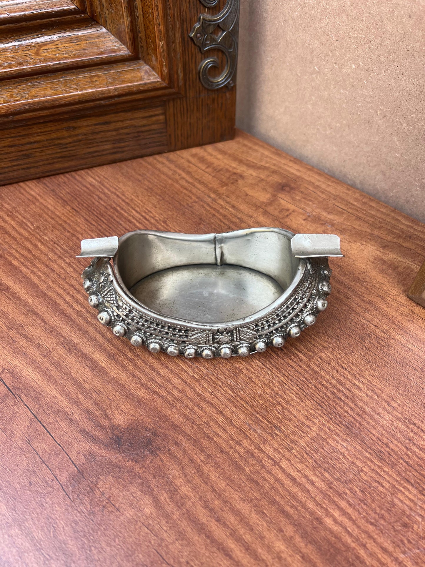 Metal Ash tray