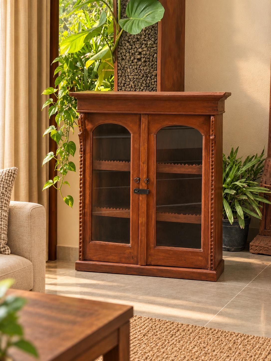 Vintage Glass Small Cabinet ￼