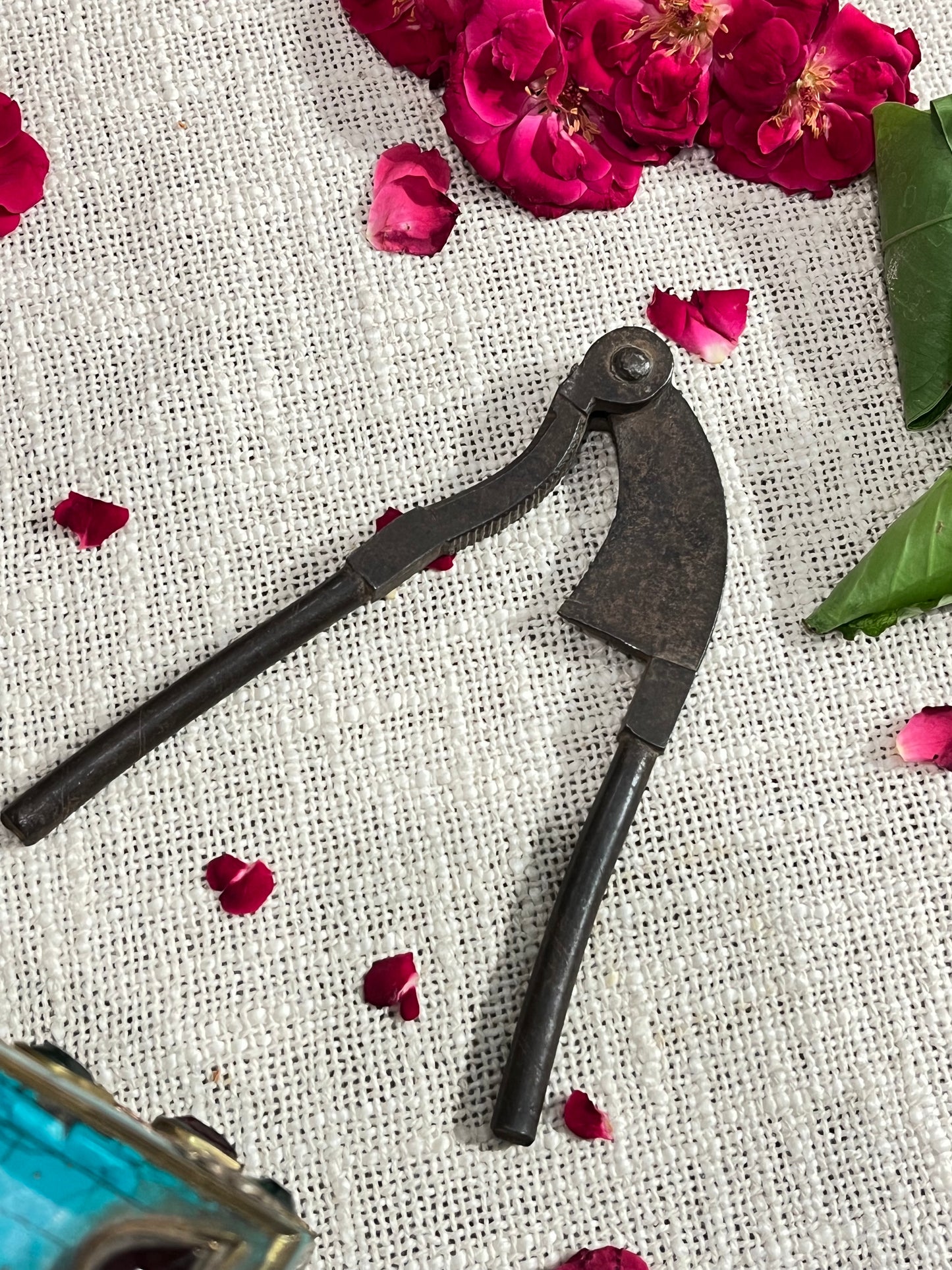 iron Supari Nut Cutter