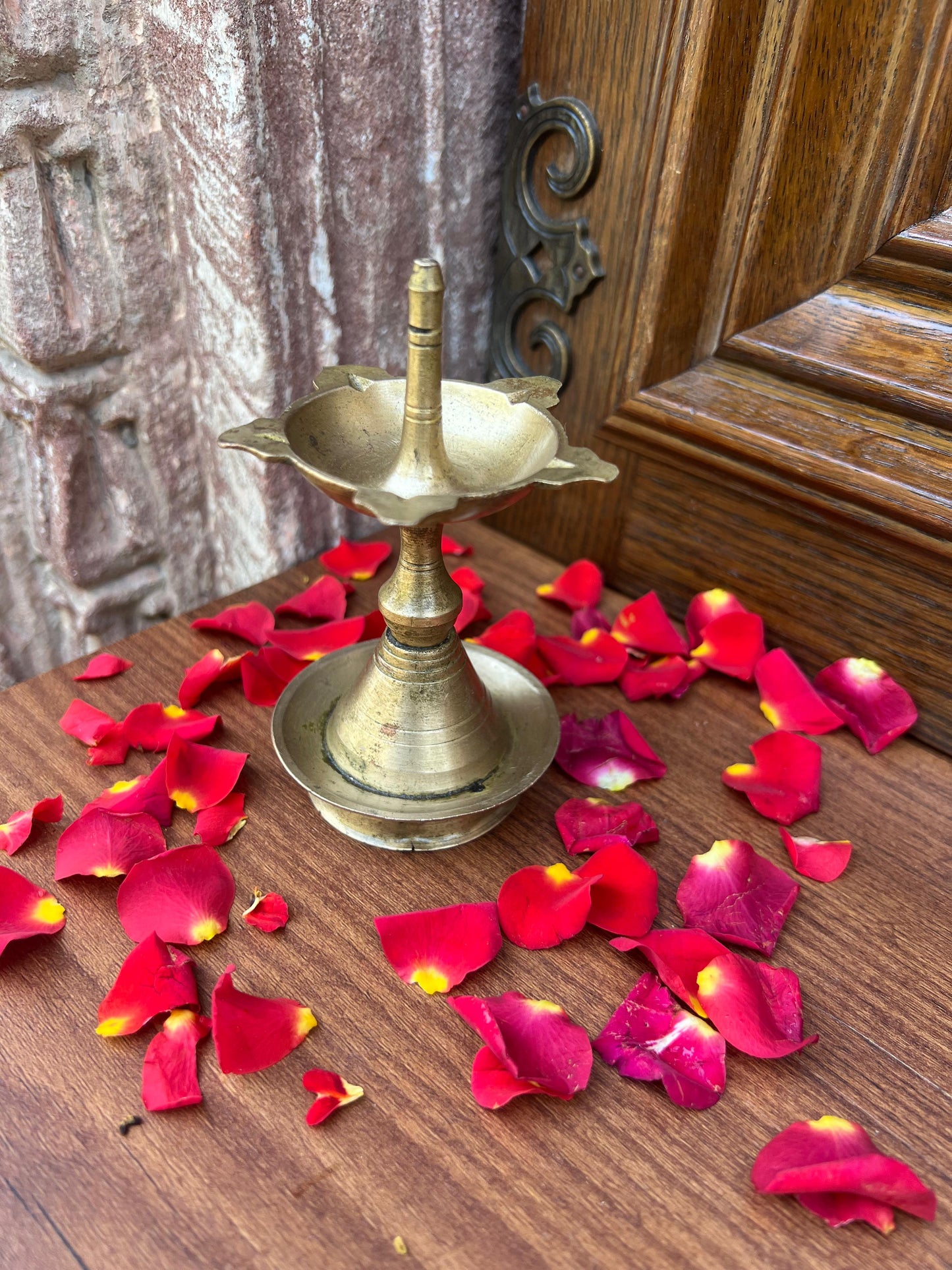 Brass Divine Lamp