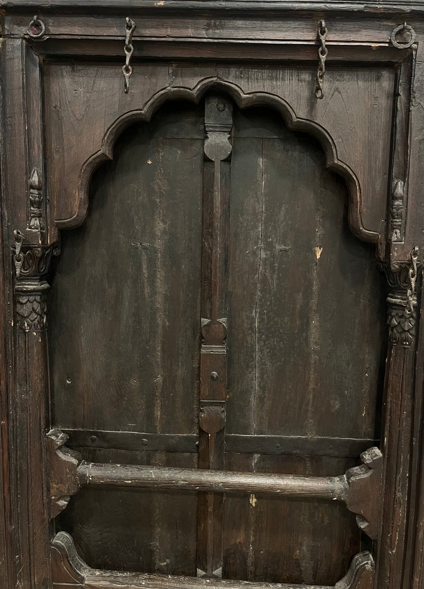 Vintage Decorative Jhrokha/Balcony