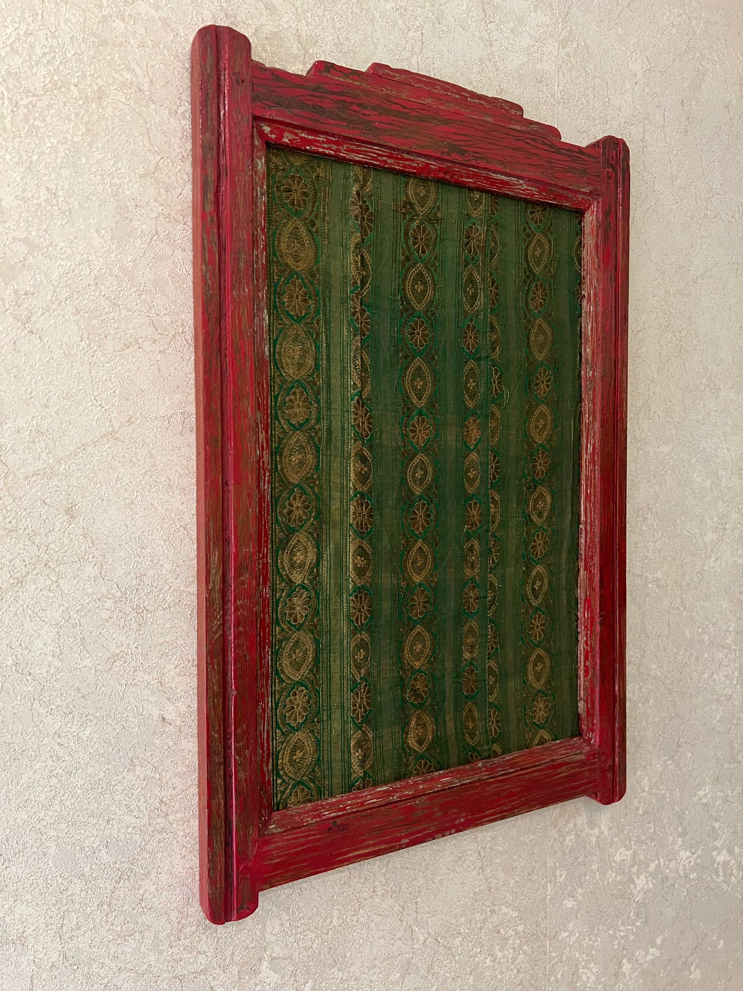 Old Saree Frame