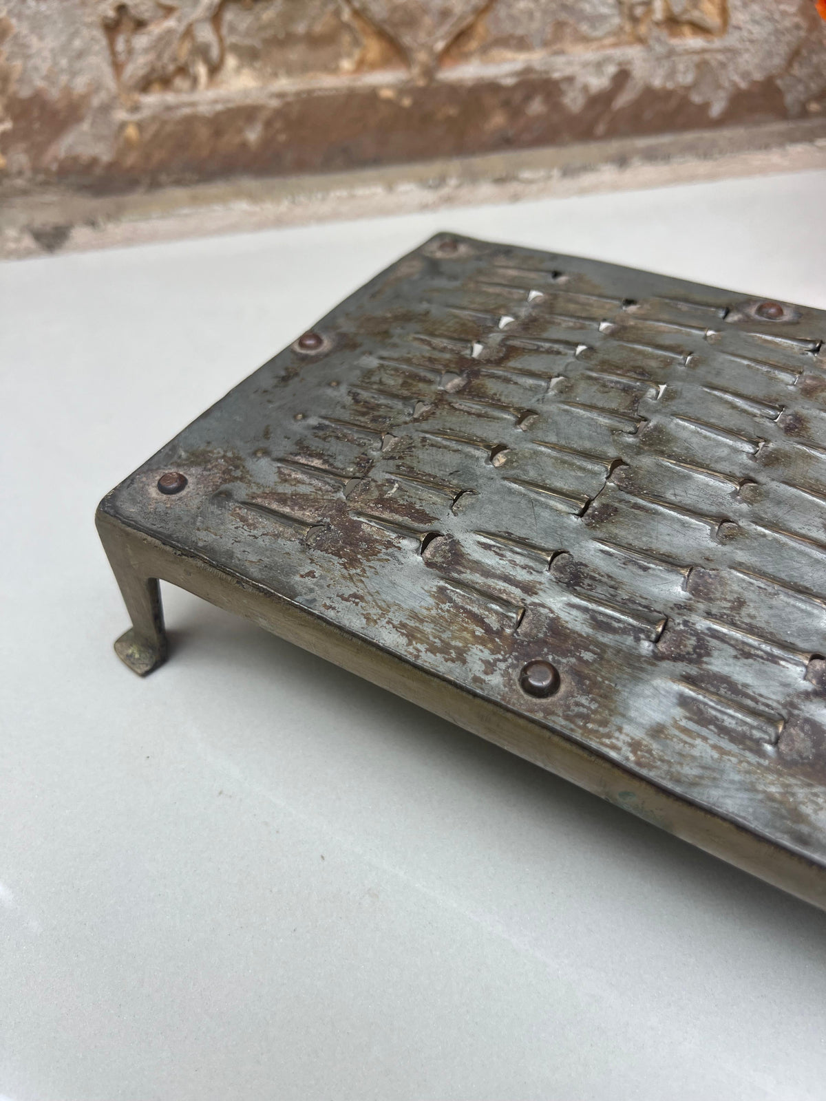 Old Brass Traditional Grater