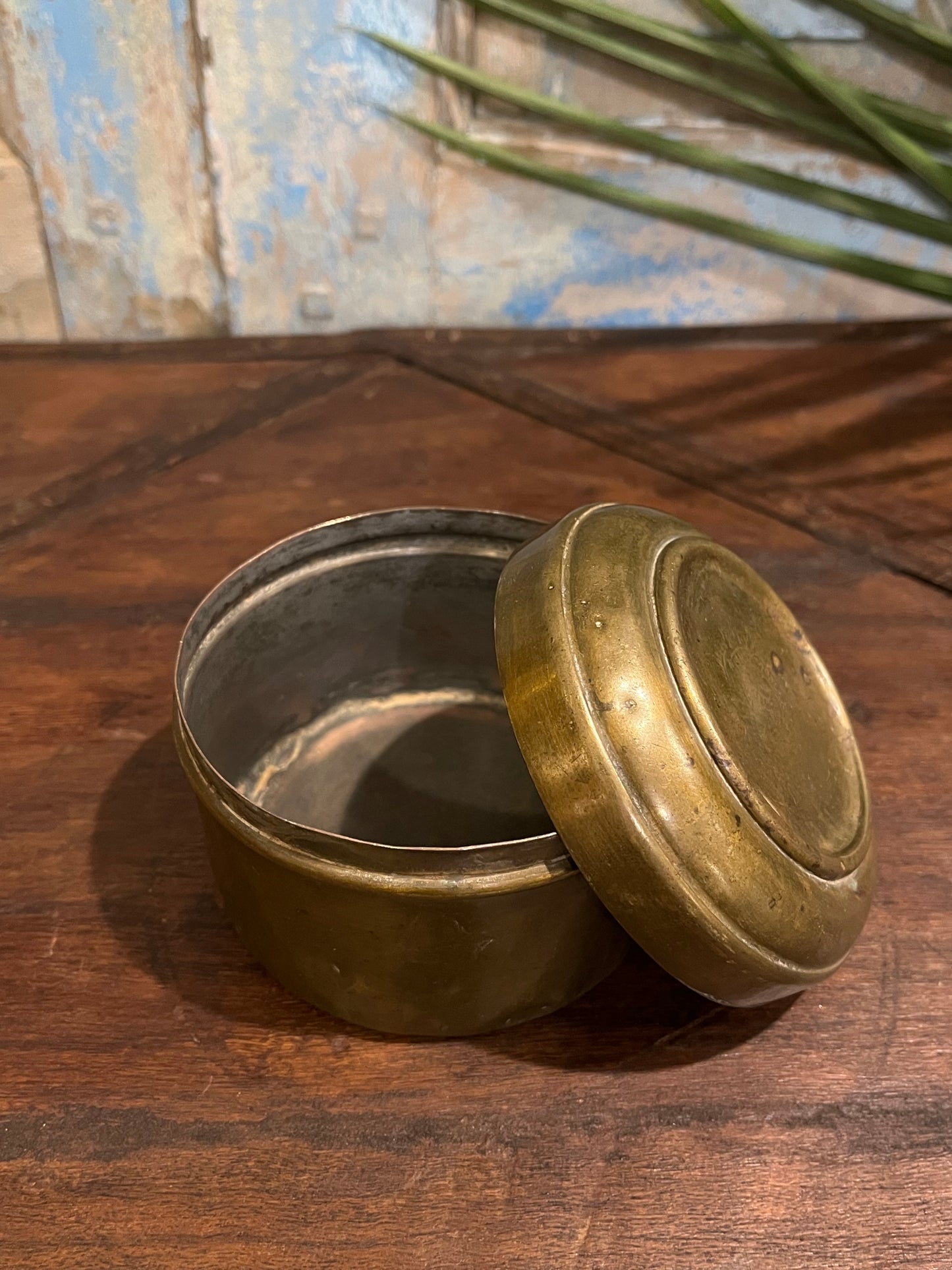 Brass Round Box
