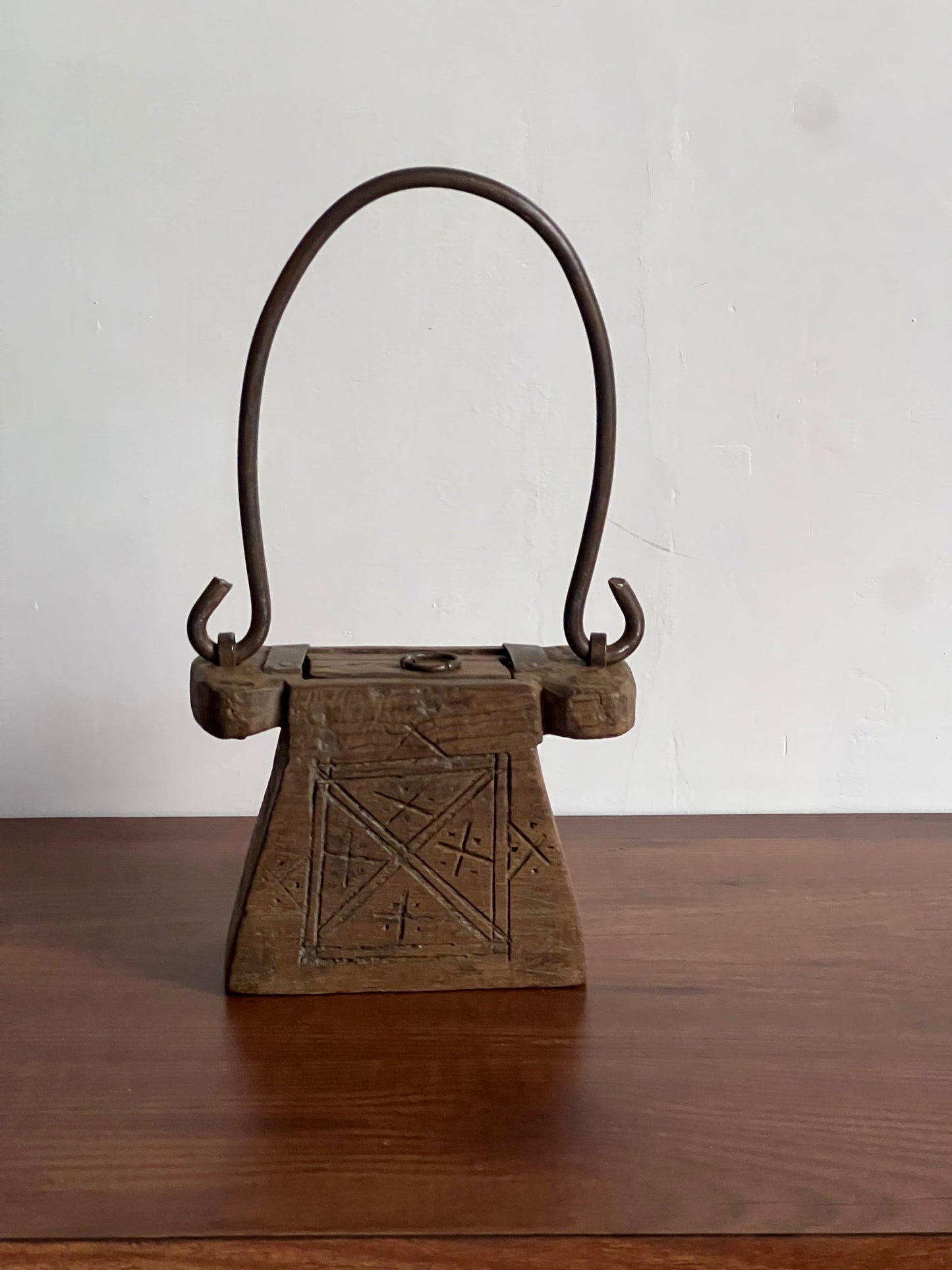 Old Teliya Box