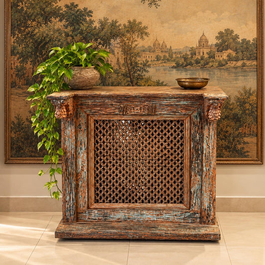 Old Traditional Counter ￼