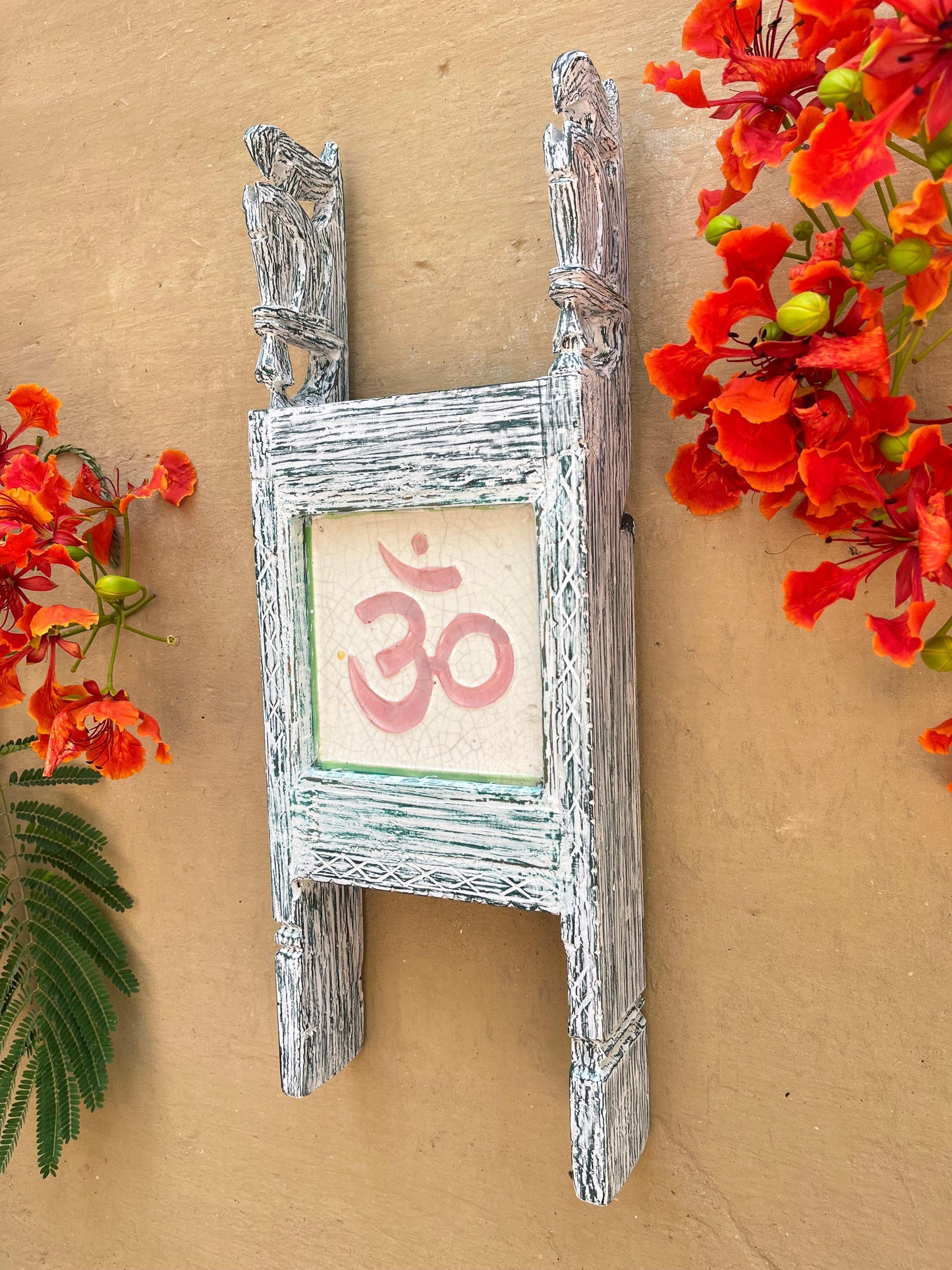 Gujarati Om Tile Frame ￼