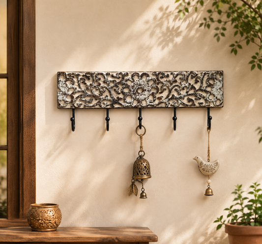 Wooden Carved Hook￼
