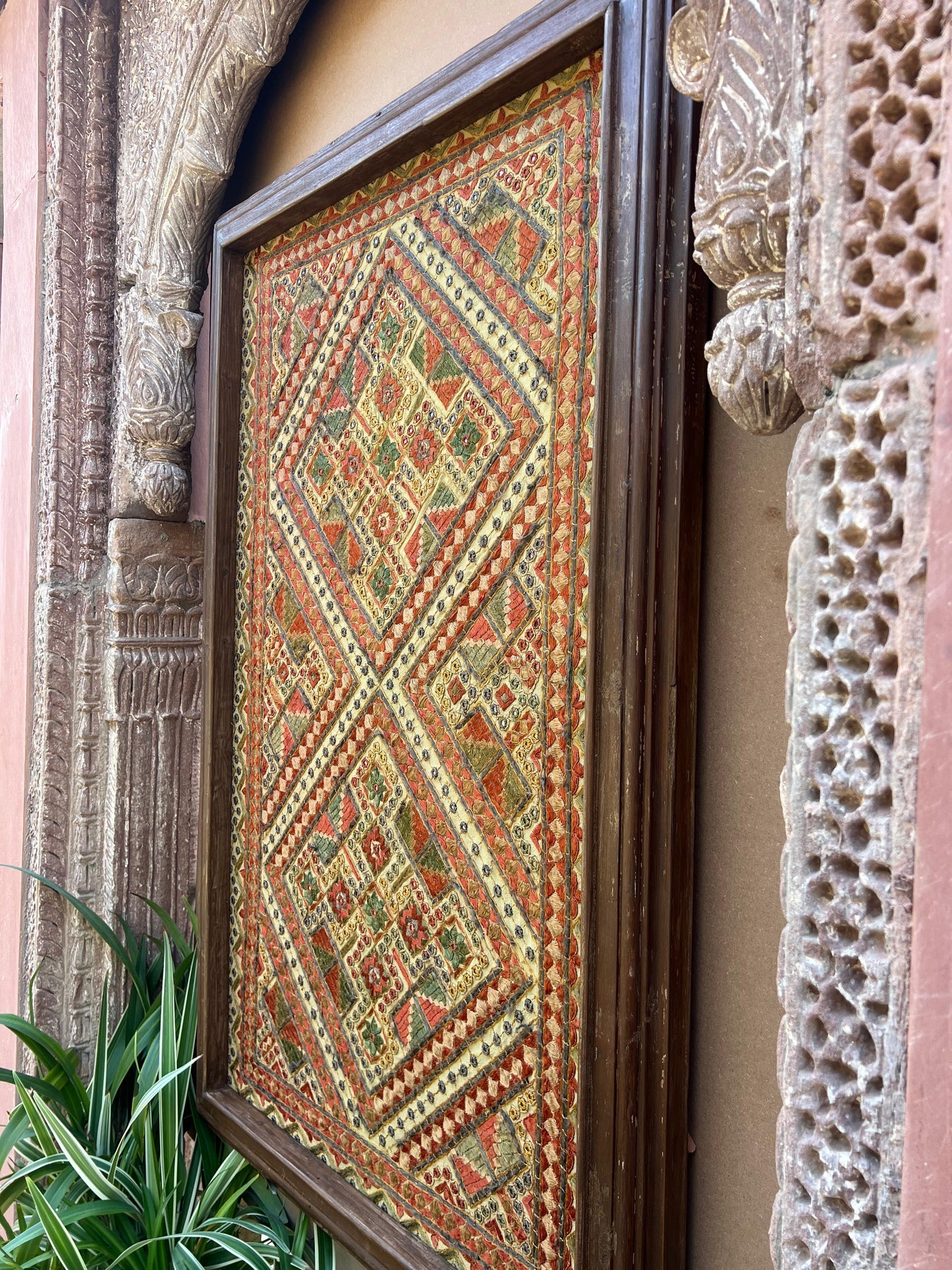 Wooden Cloth Frame