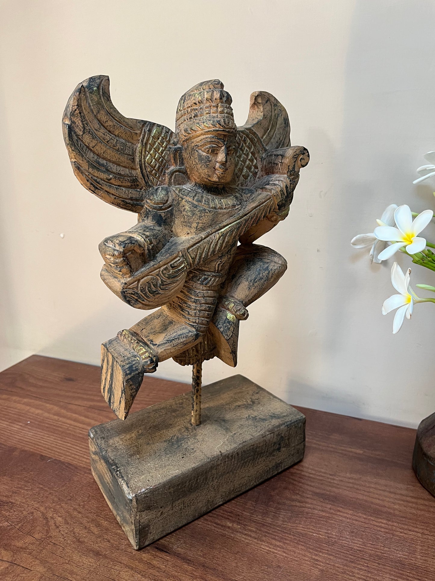 Angel Decorative Figurine