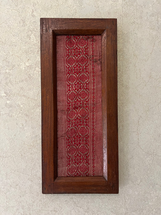 Old Saree Frame