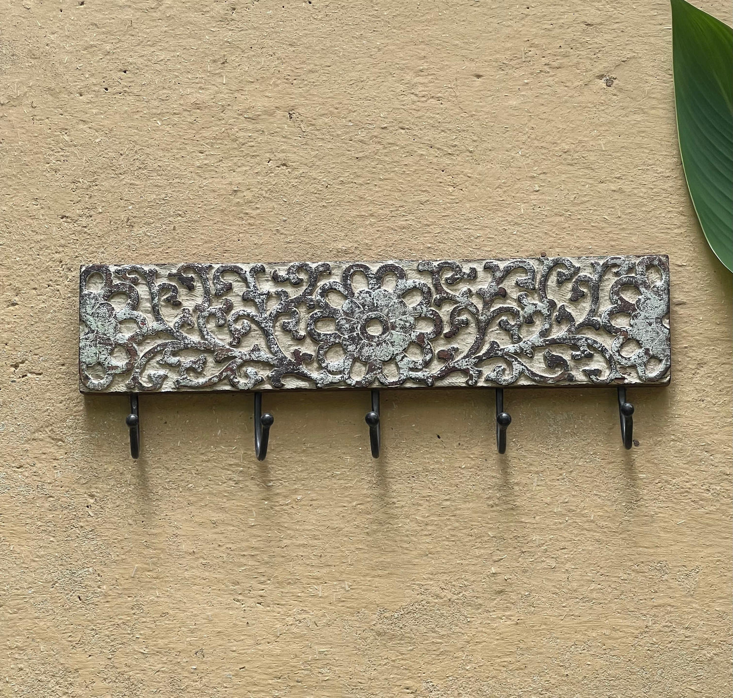Wooden Carved Hook￼