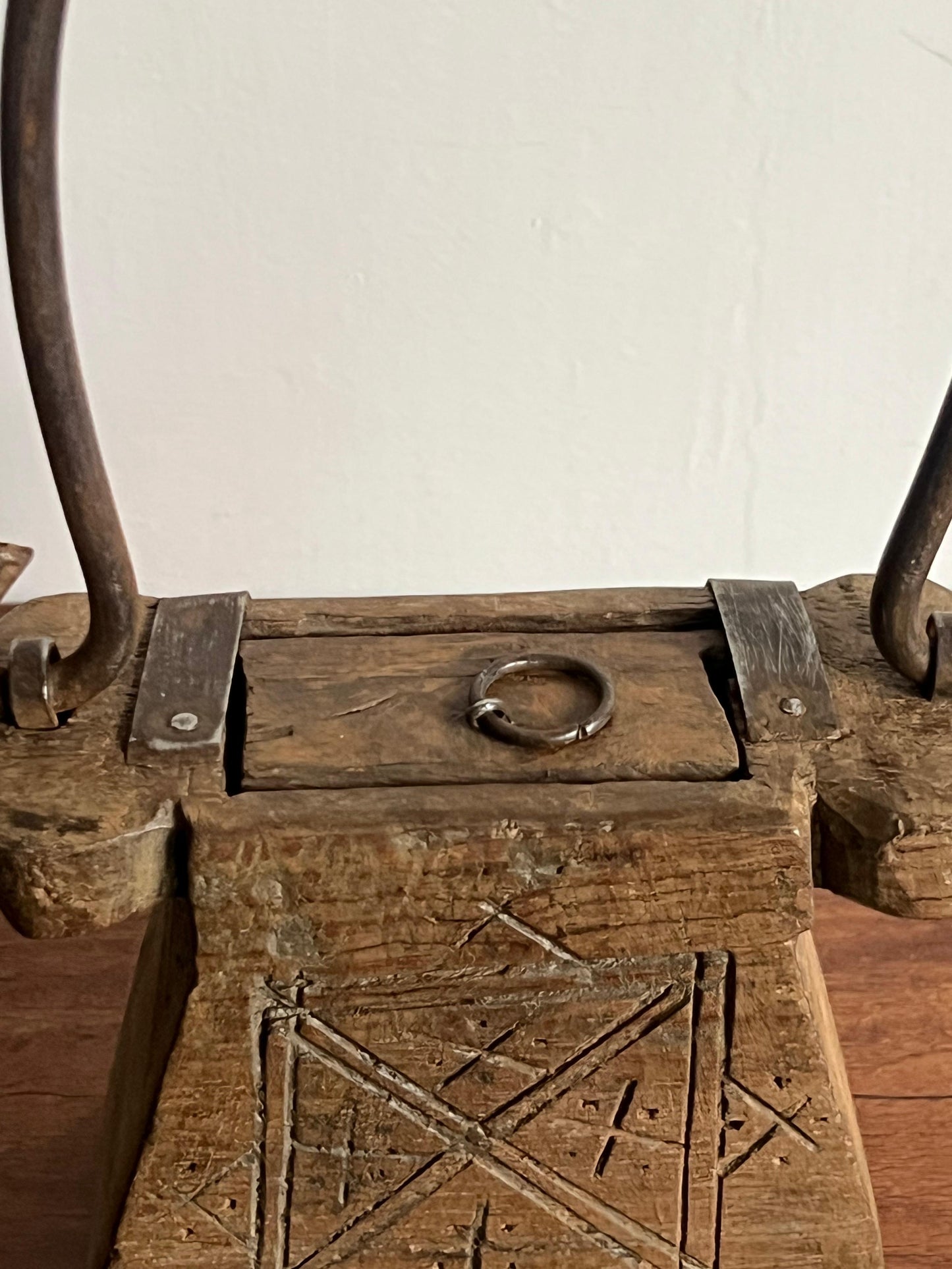 Old Teliya Box