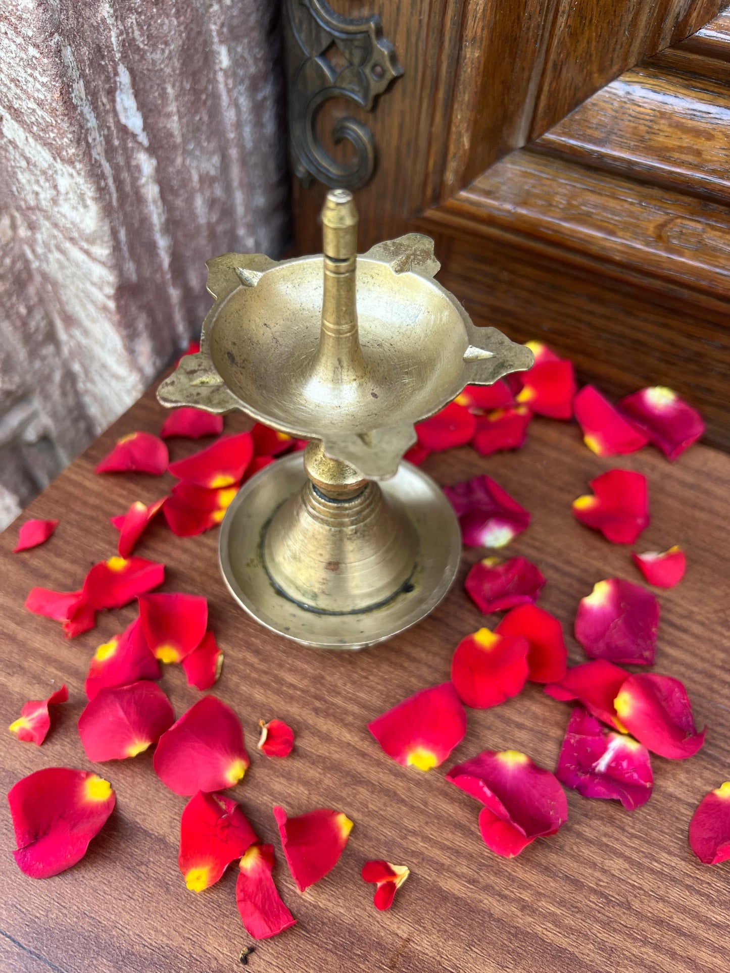 Brass Divine Lamp