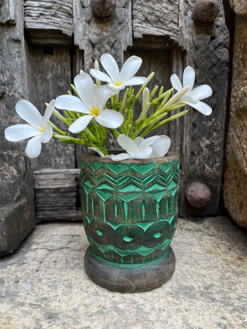 Wood Green Flower Pot ￼