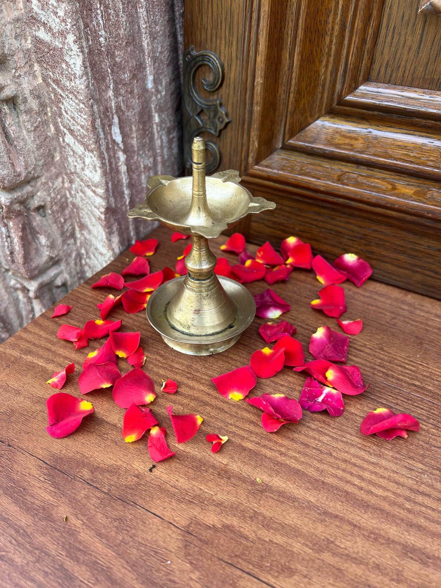 Brass Divine Lamp