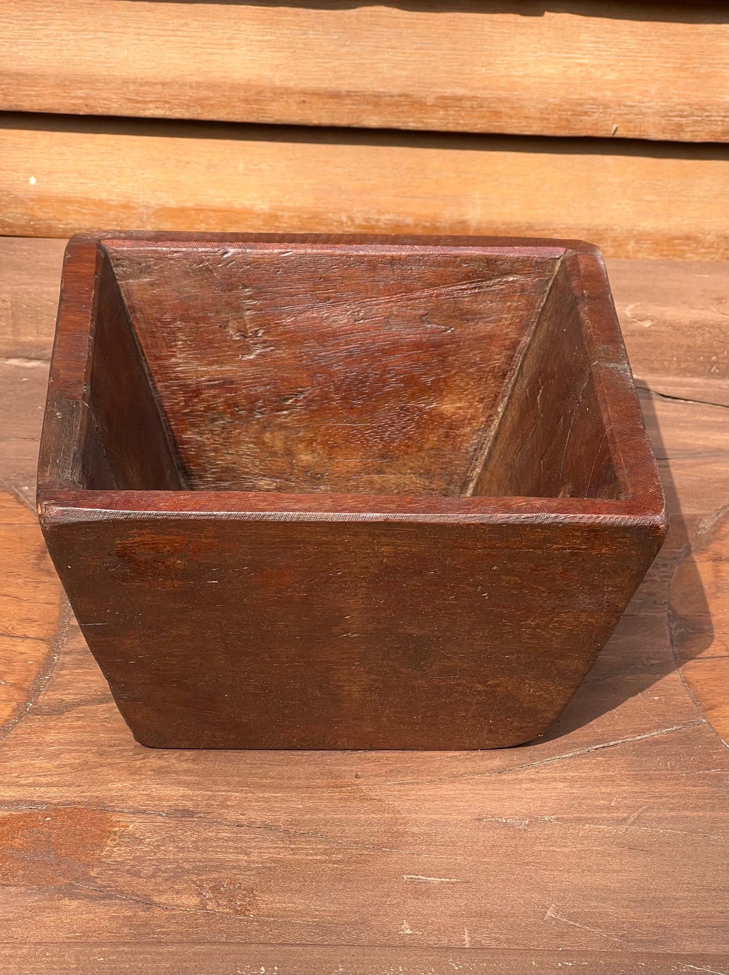 Old Square Bowl￼
