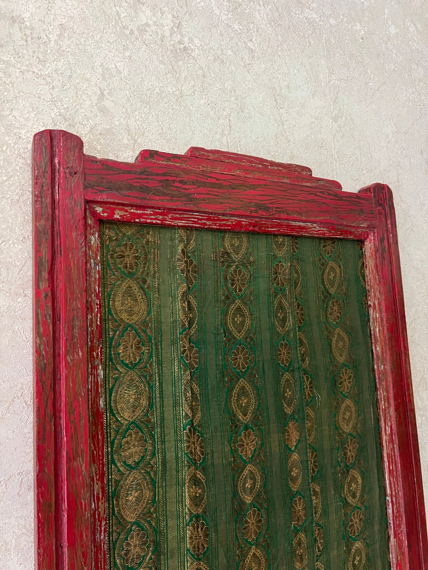Old Saree Frame