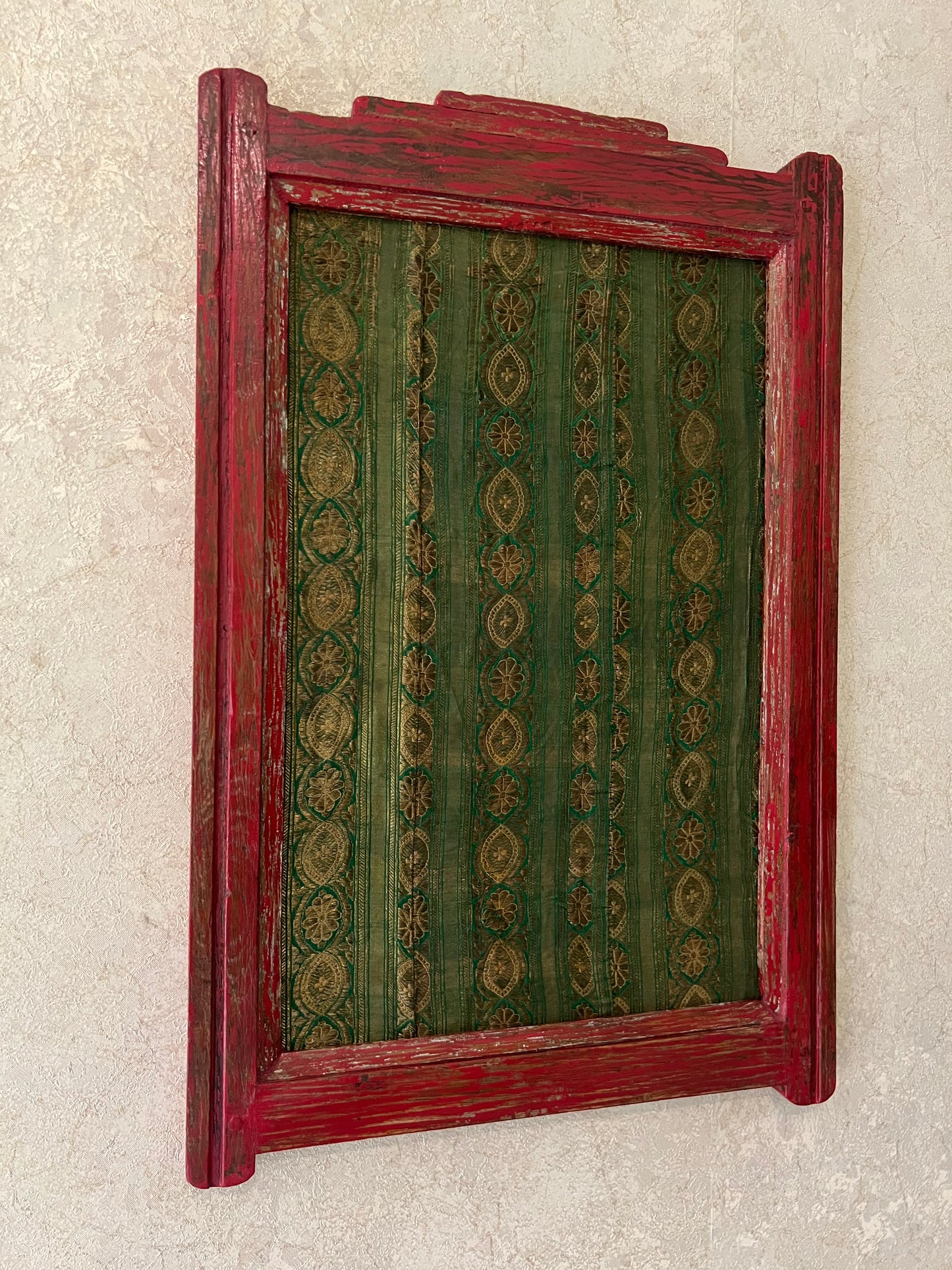 Old Saree Frame